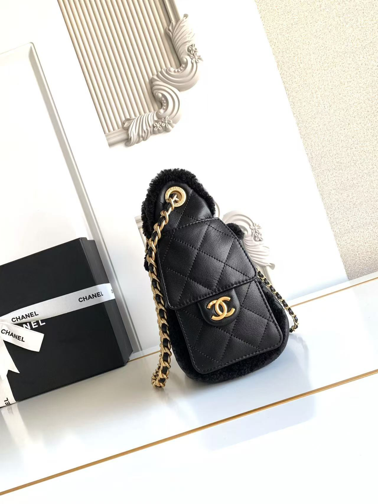 Ch**el 25c bucket bag 20x22x12.5cm