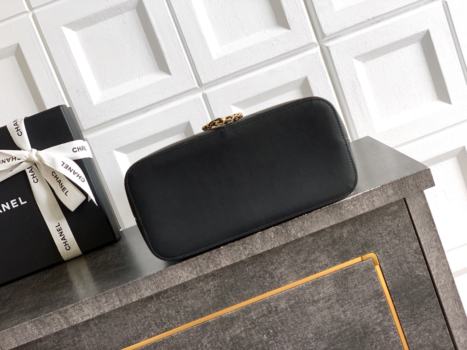 Ch**el shopping bag as6108 35x27x13cm