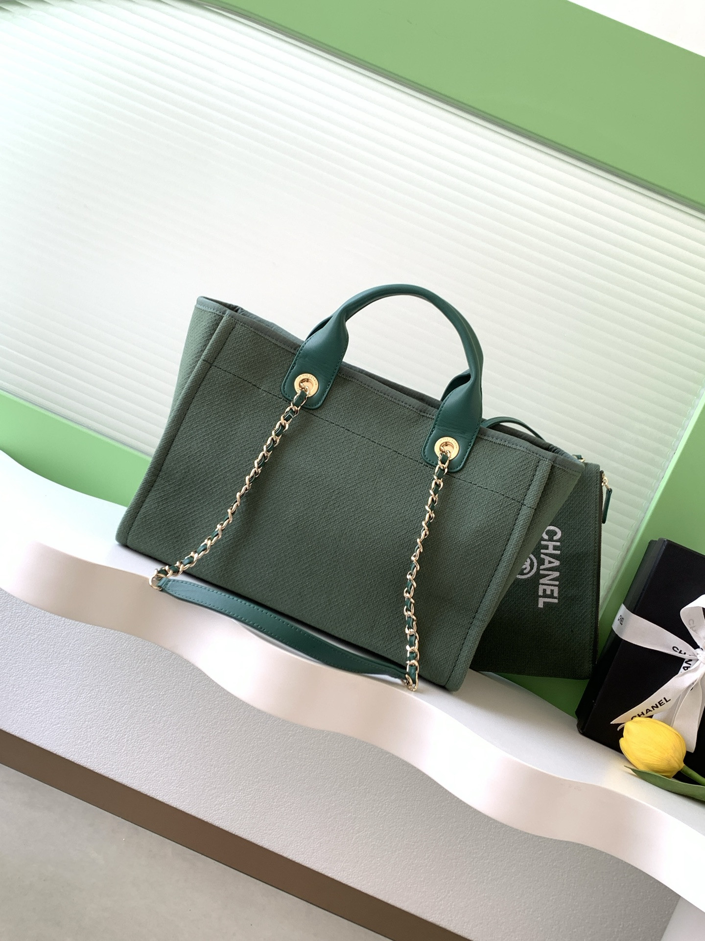 Ch**el deauville tote shopping bag 33x22x13cm