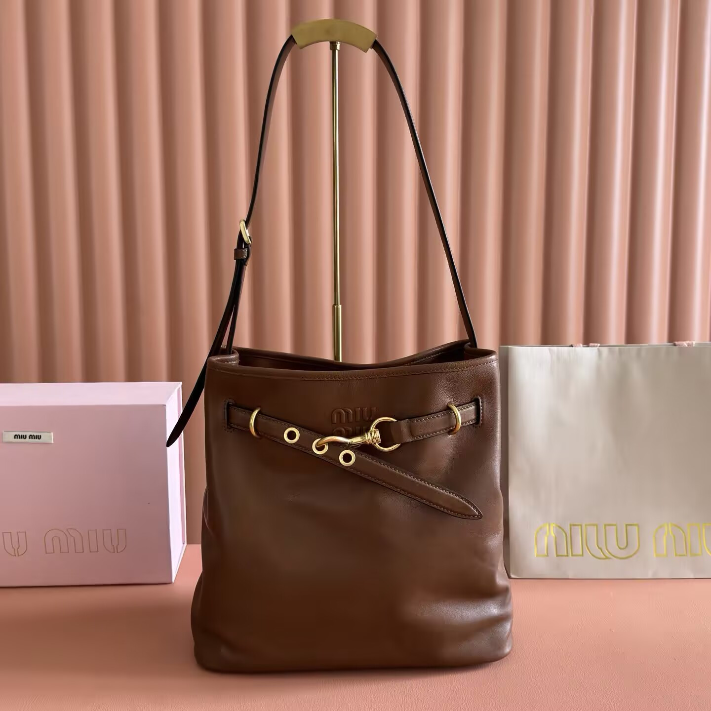 M1v M1v aventure nappa leather bucket bag 31x30x13cm