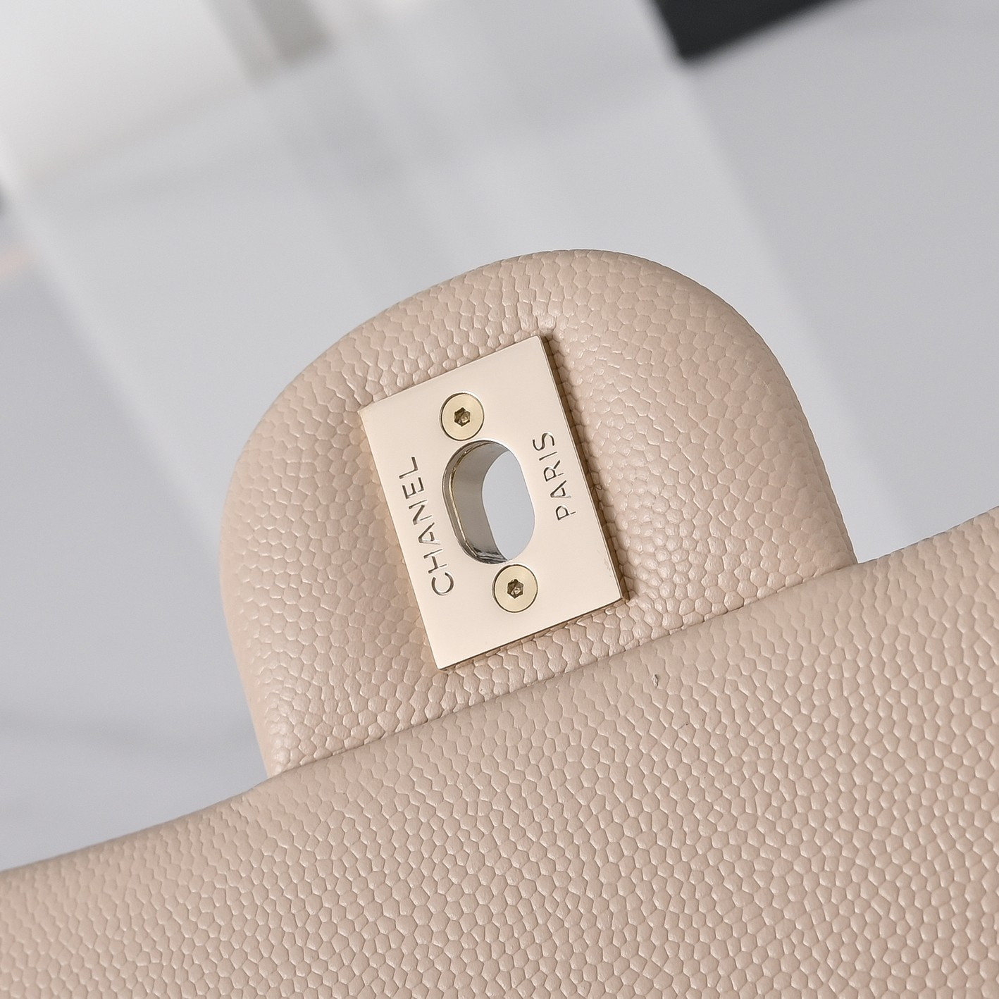 Ch**el classic flap handbag milky tea with light gold hardware and caviar leather a01113 23x14.5x6cm