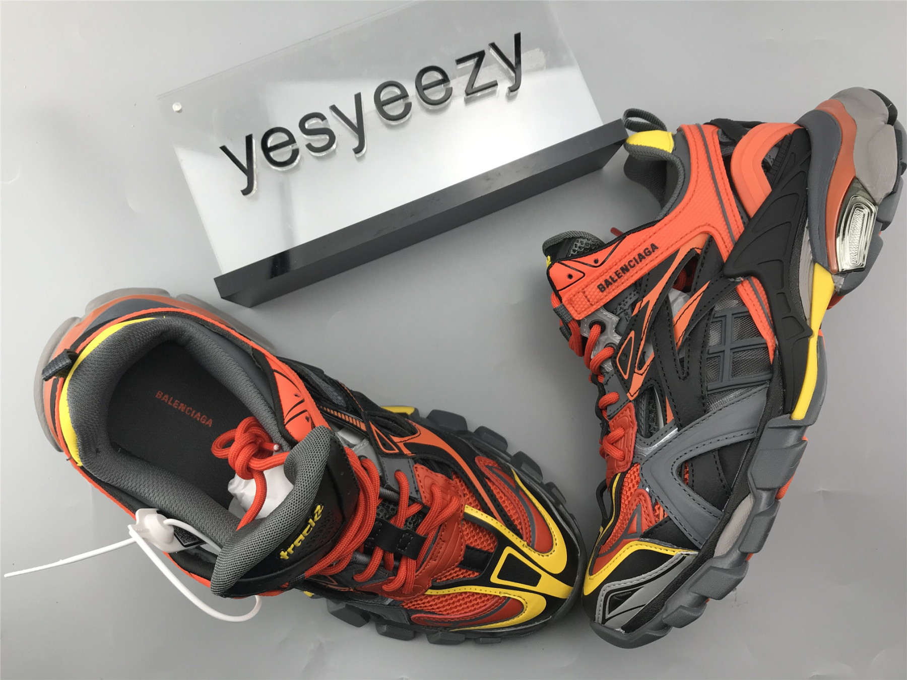 UA TRACK.2 SNEAKER ORANGE
