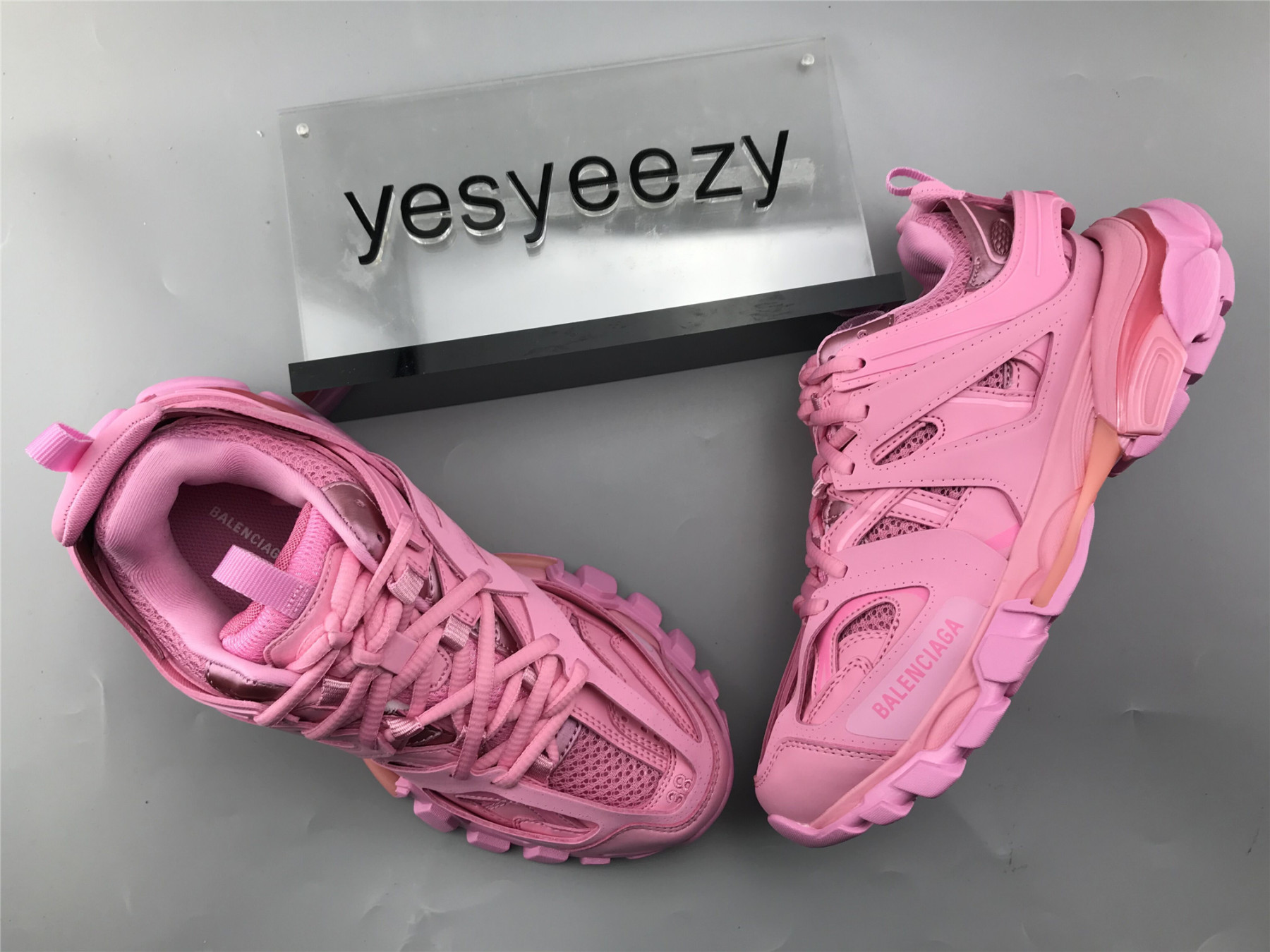 UA TRACK SNEAKER PINK