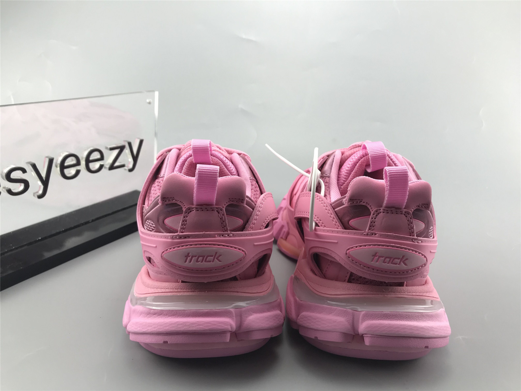 UA TRACK SNEAKER PINK WITH LED LIGHTS