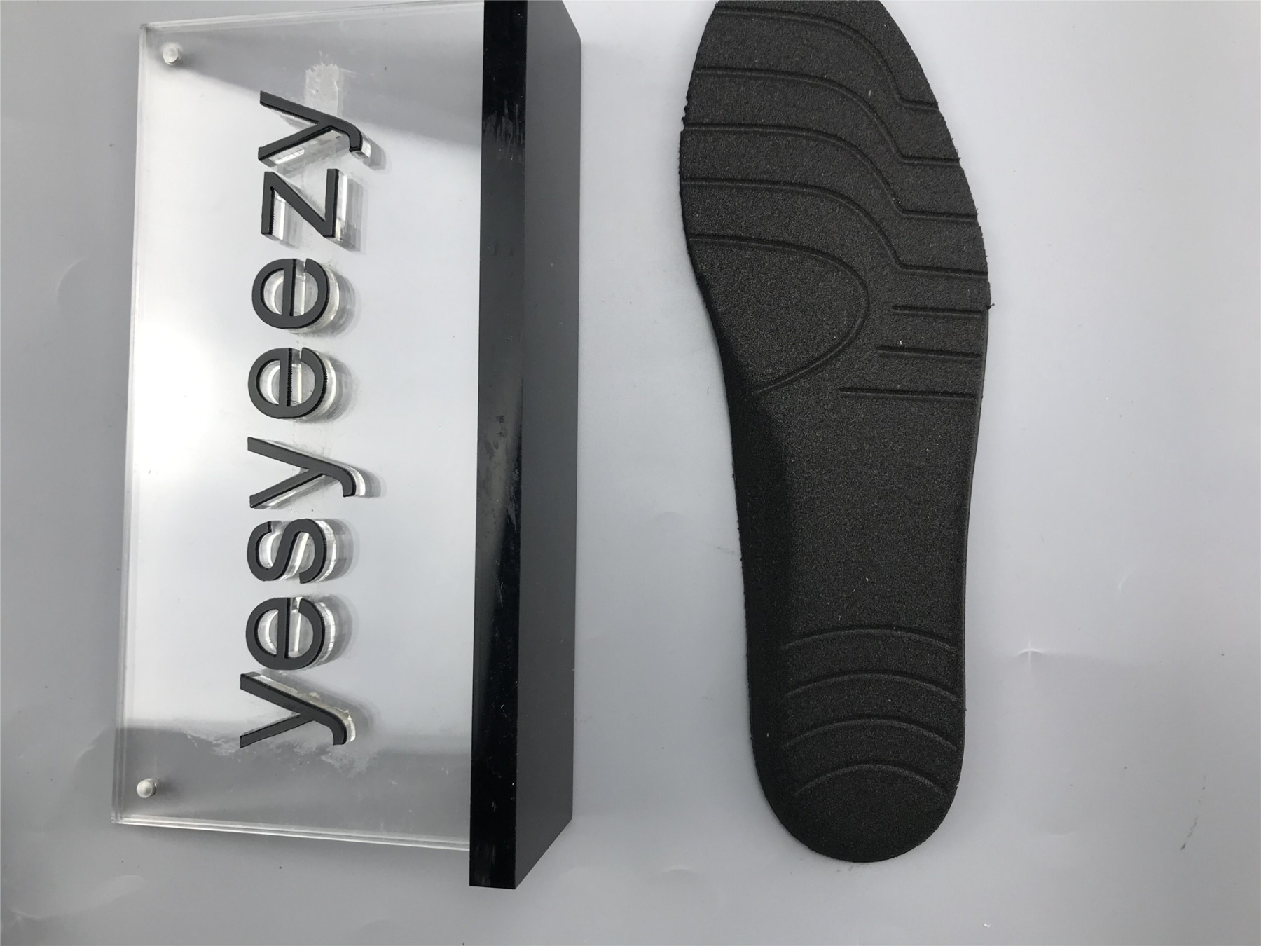 UA TRIPLE S SNEAKER BLACK