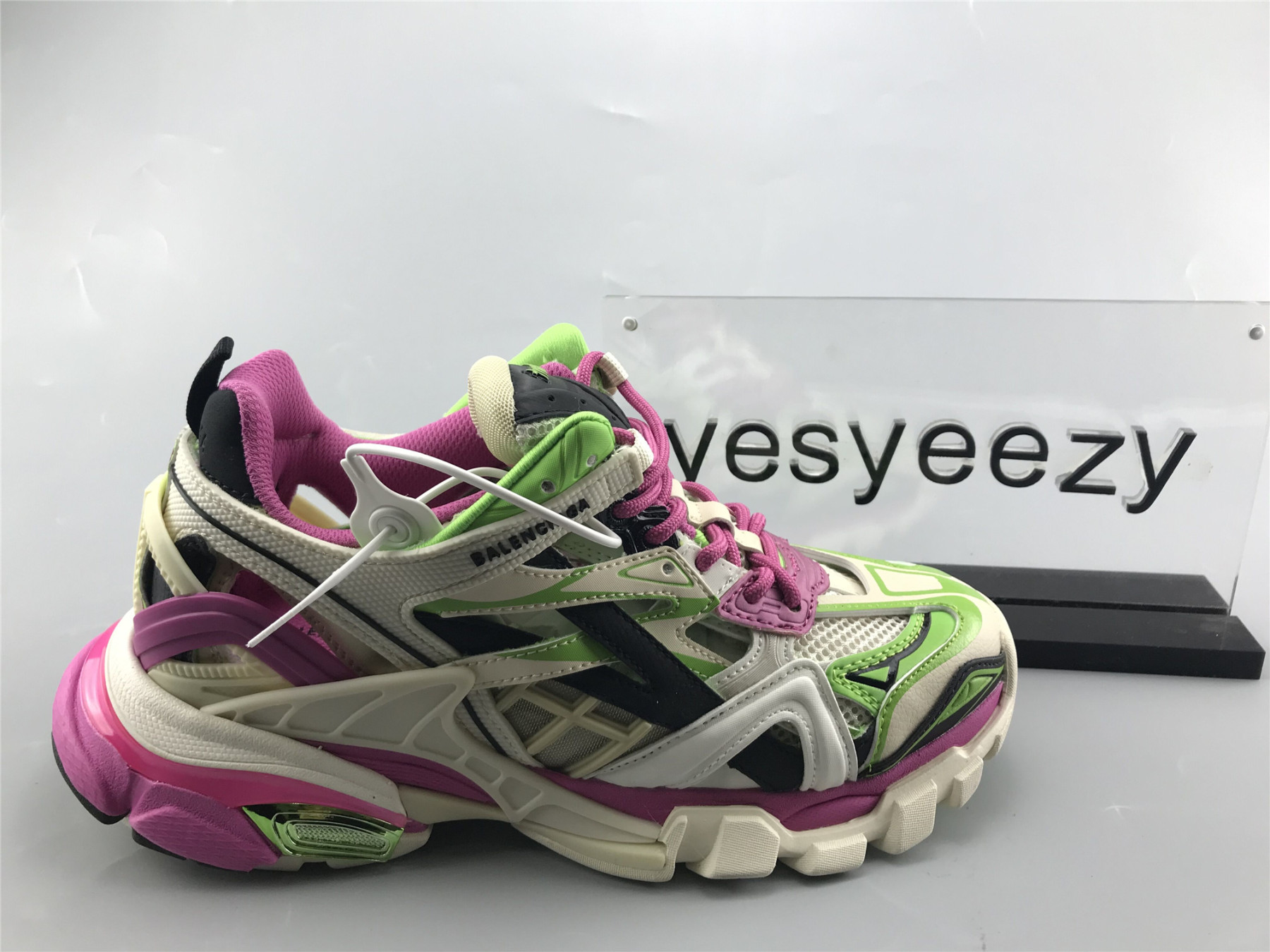 UA WMNS TRACK.2 TRAINER PINK GREEN