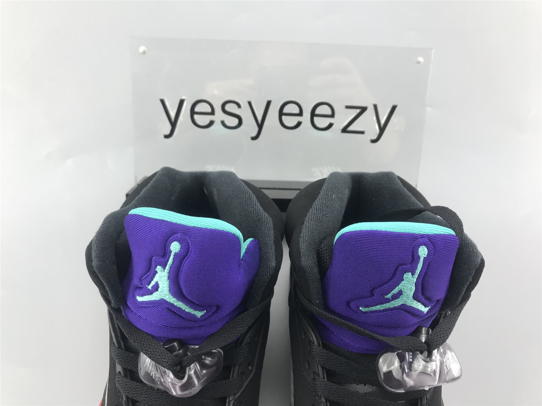 UA AIR JORDAN 5 RETRO "TOP 3"