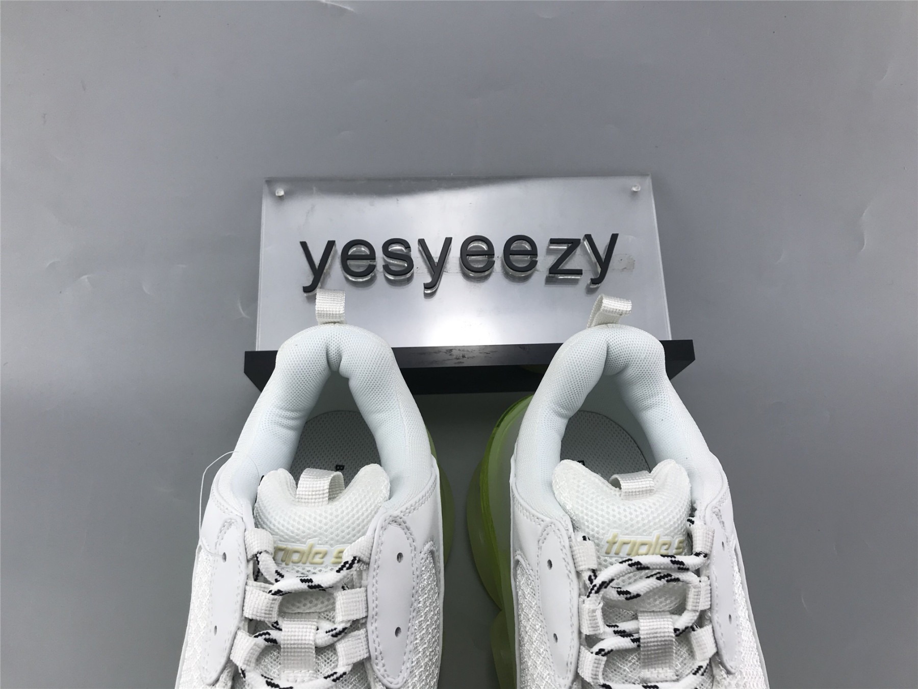 UA TRIPLE S CLEAR SOLE SNEAKER FLUORESCENT WHITE