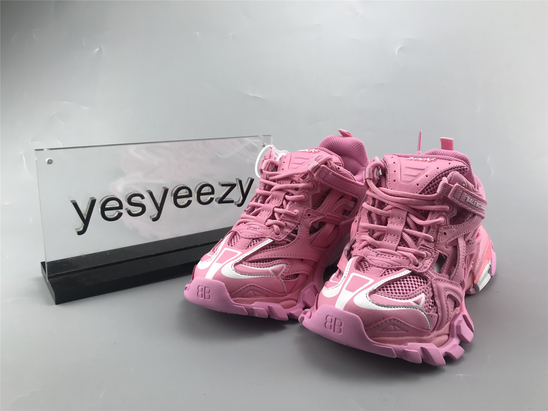 UA TRACK 2 TRAINER PINK
