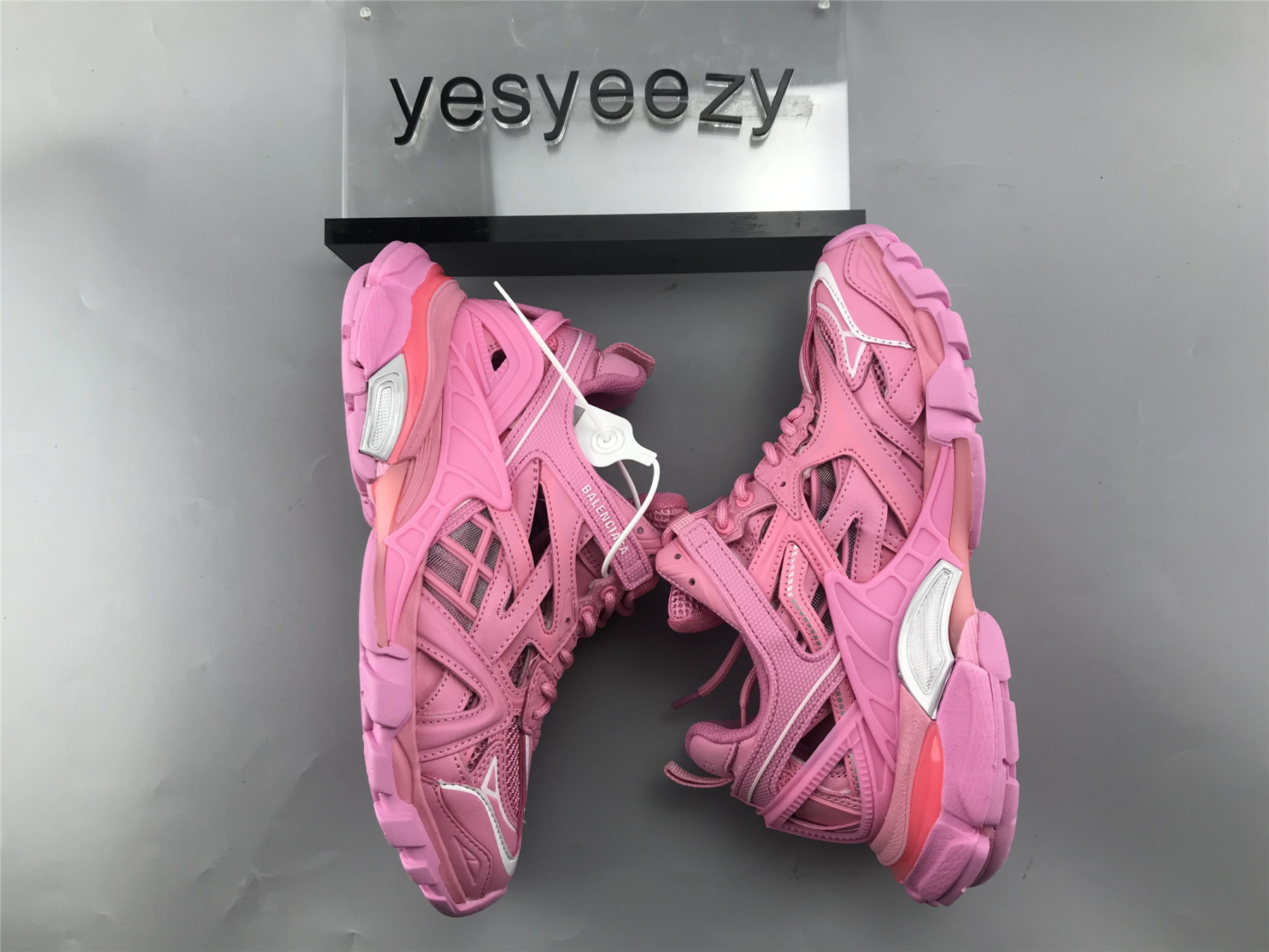 UA TRACK 2 TRAINER PINK