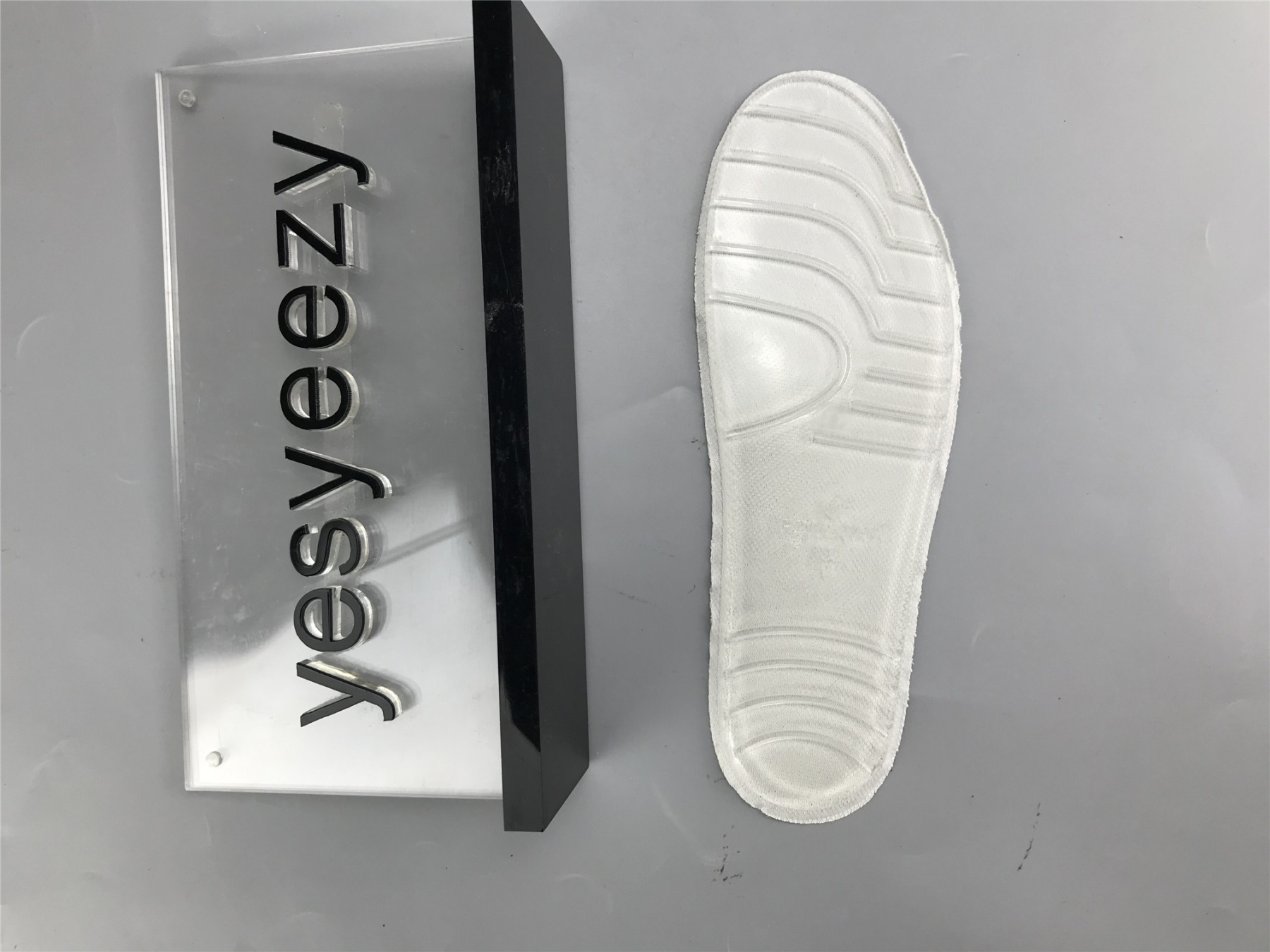 UA TRACK 2 TRAINER WHITE LIGHT BLUE