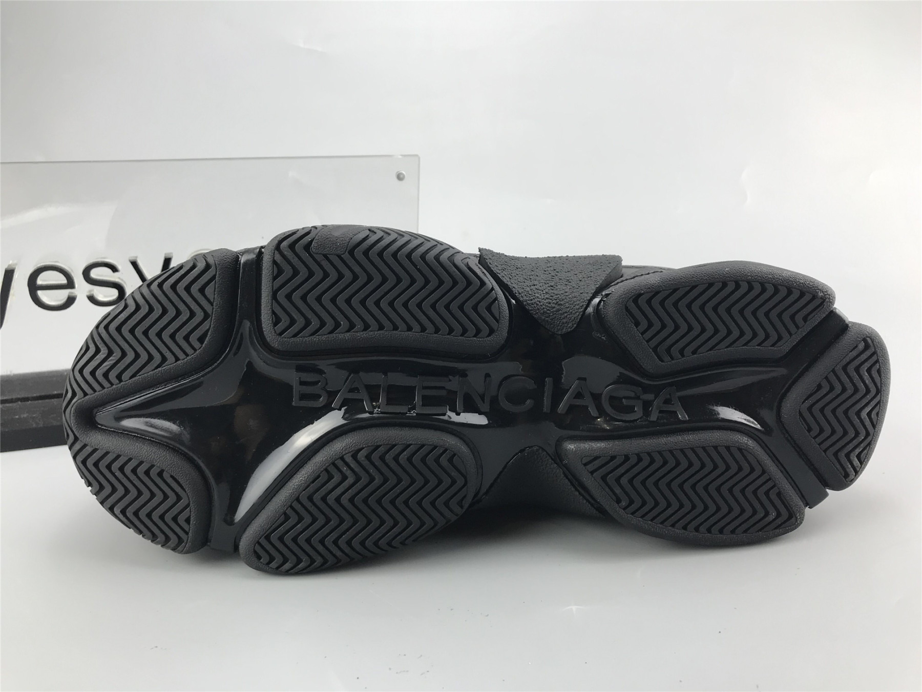 UA TRIPLE S LETTER BLACK PINK