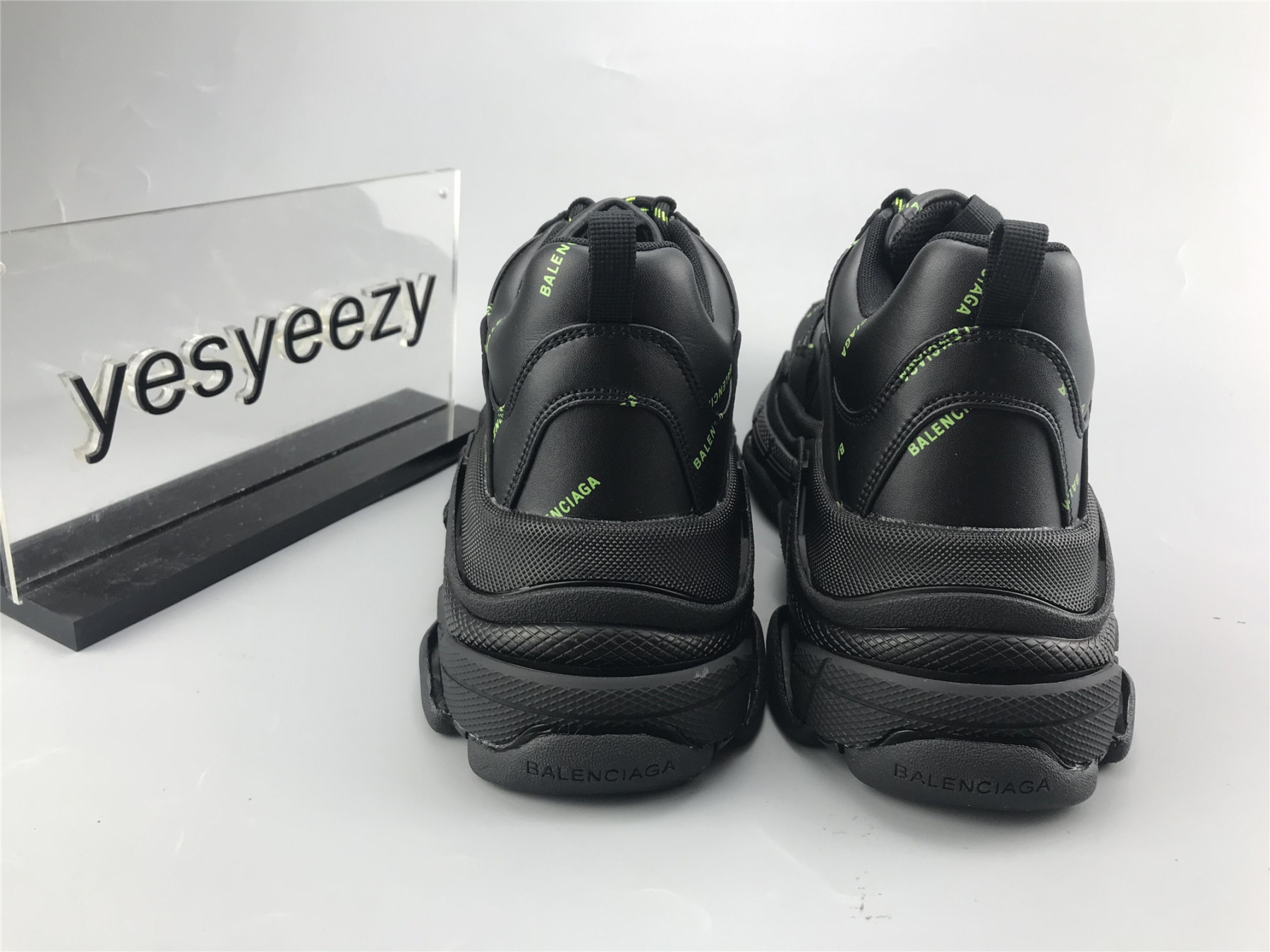 UA TRIPLE S LETTER FLUORESCENT YELLOW