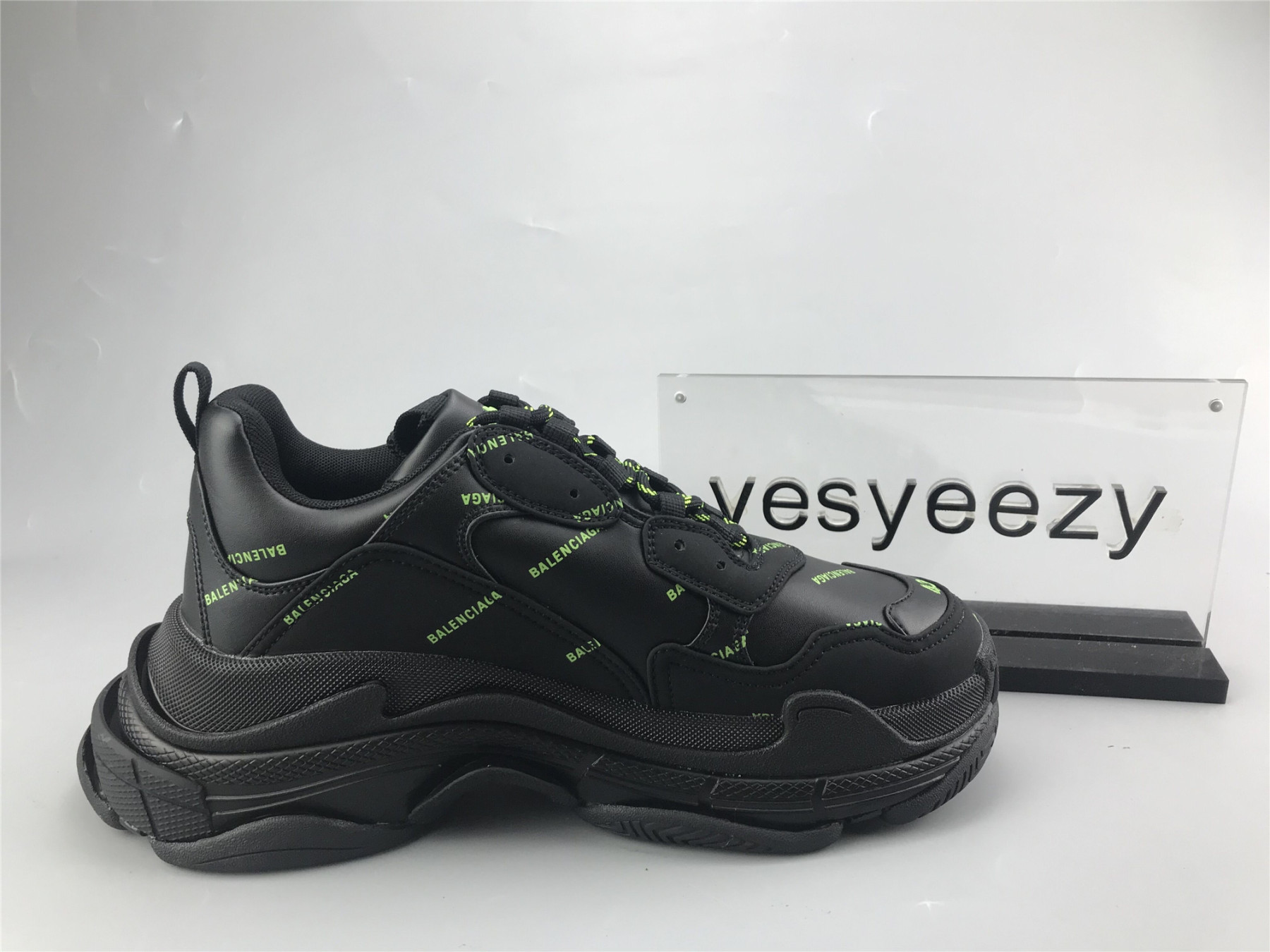 UA TRIPLE S LETTER FLUORESCENT YELLOW
