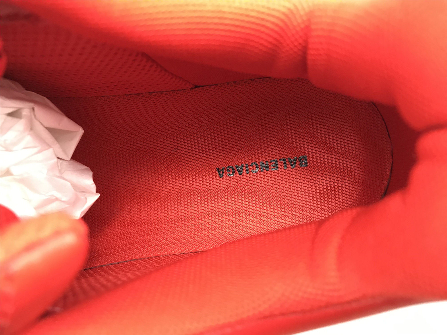 UA TRIPLE S LETTER BRIGHT RED