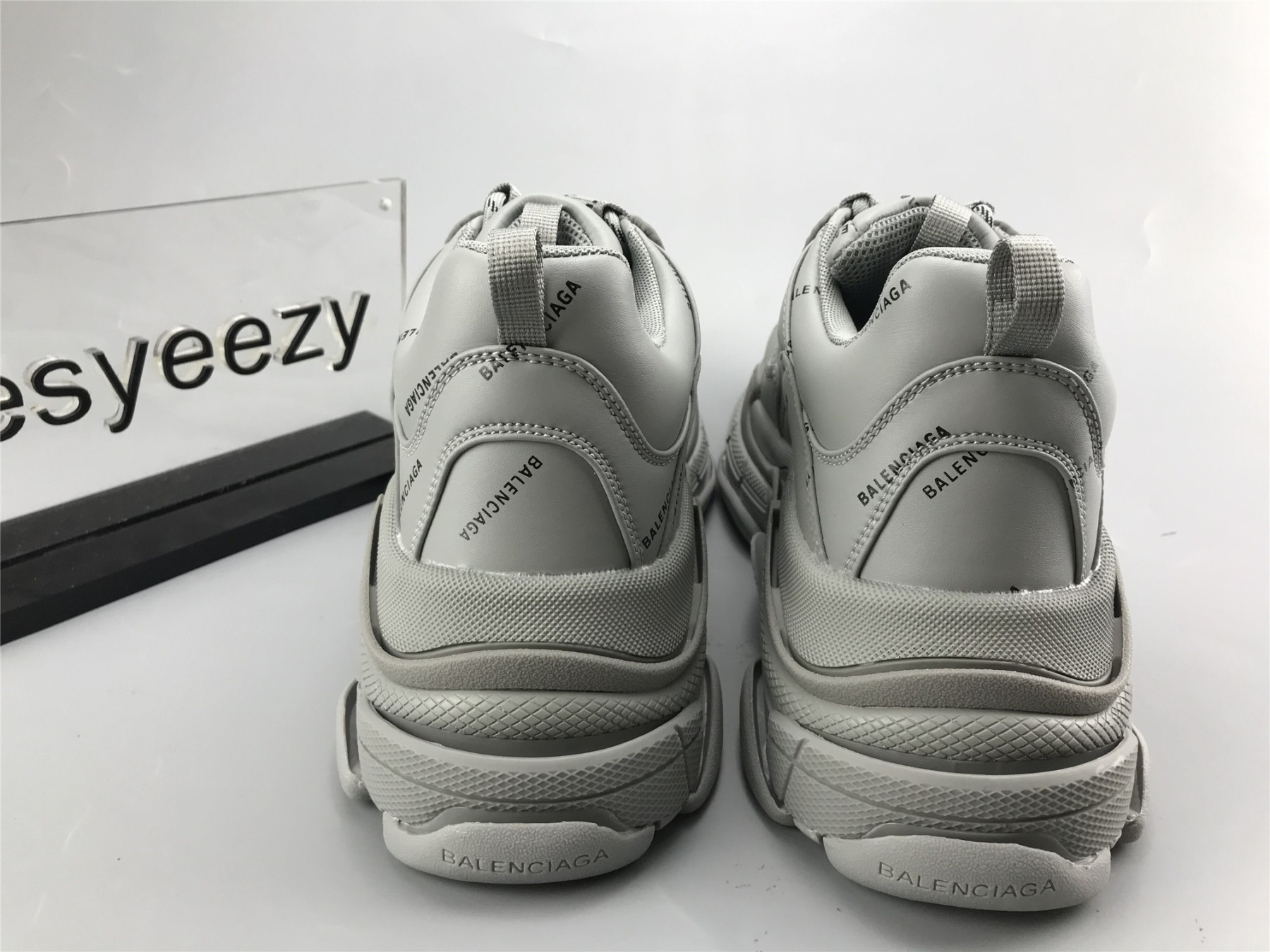 UA TRIPLE S SNEAKER ALLOVER LOGO GREY BLACK