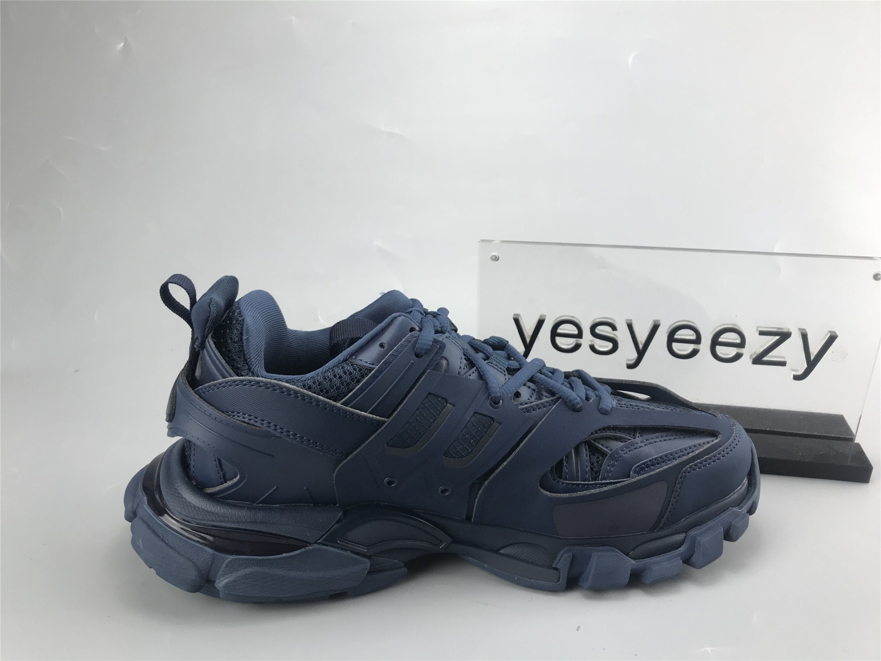 UA TRACK TRAINER DARK NAVY