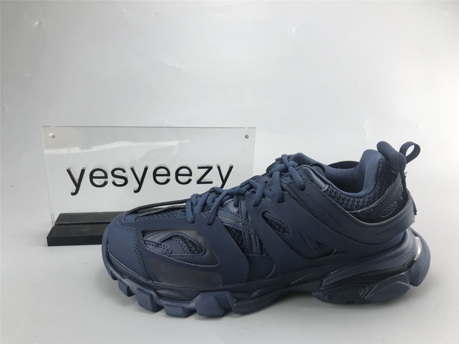 UA TRACK TRAINER DARK NAVY
