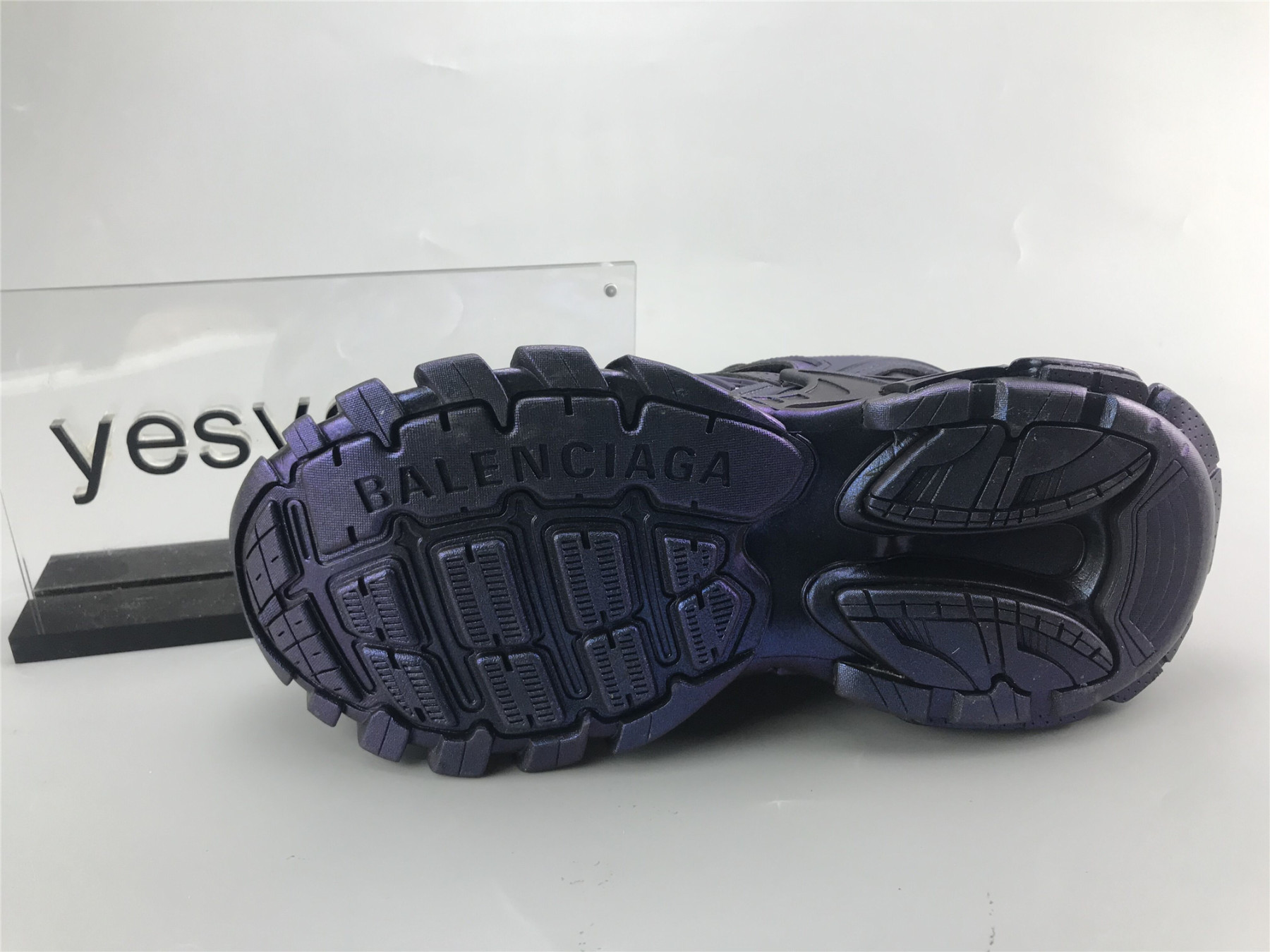UA TRACK 2 TRAINER CHAMELEON