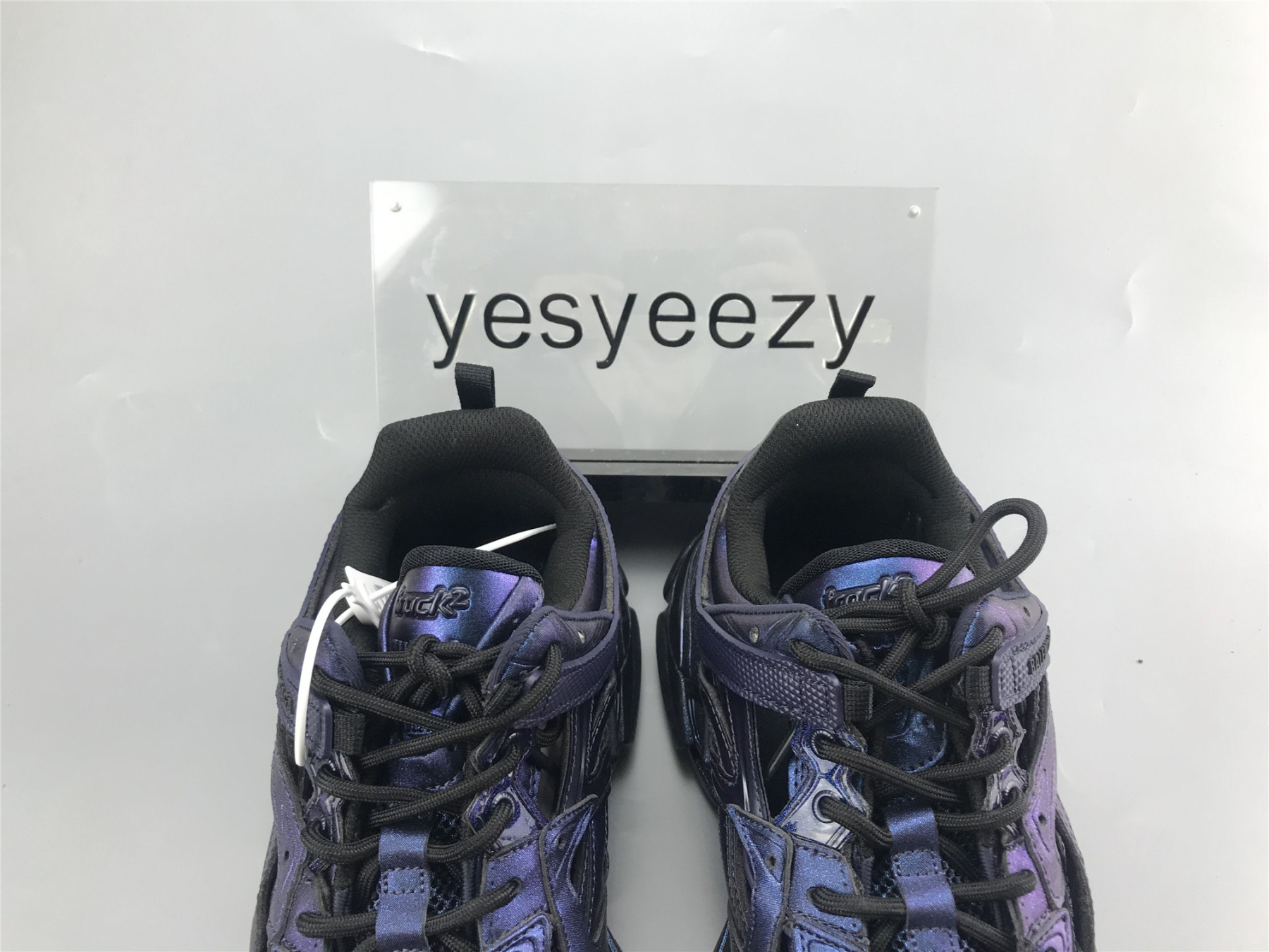 UA TRACK 2 TRAINER CHAMELEON