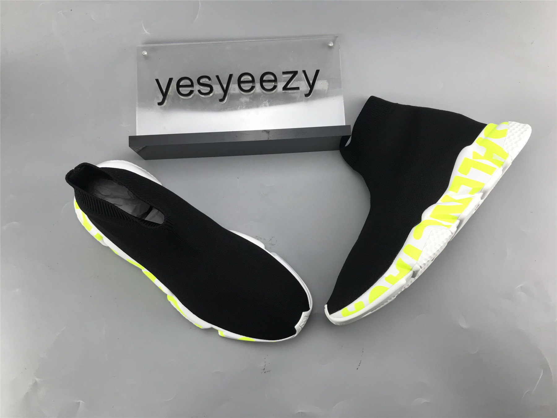 UA GRAFFITI SPEED SNEAKER FLUORESCENT VERT