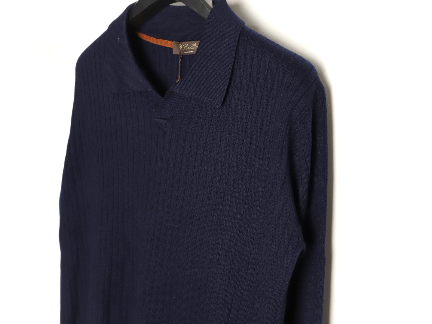 L0r0 P1ana LP knitting Sweaters