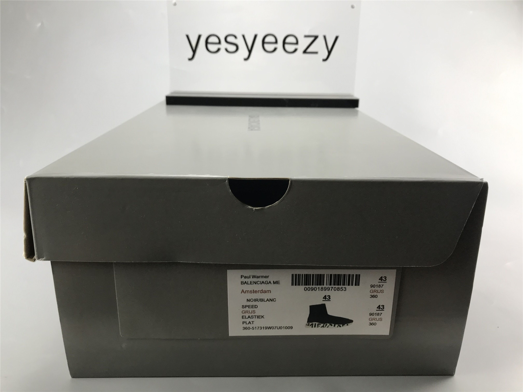UA GRAFFITI SPEED TRAINER BLACK WHITE