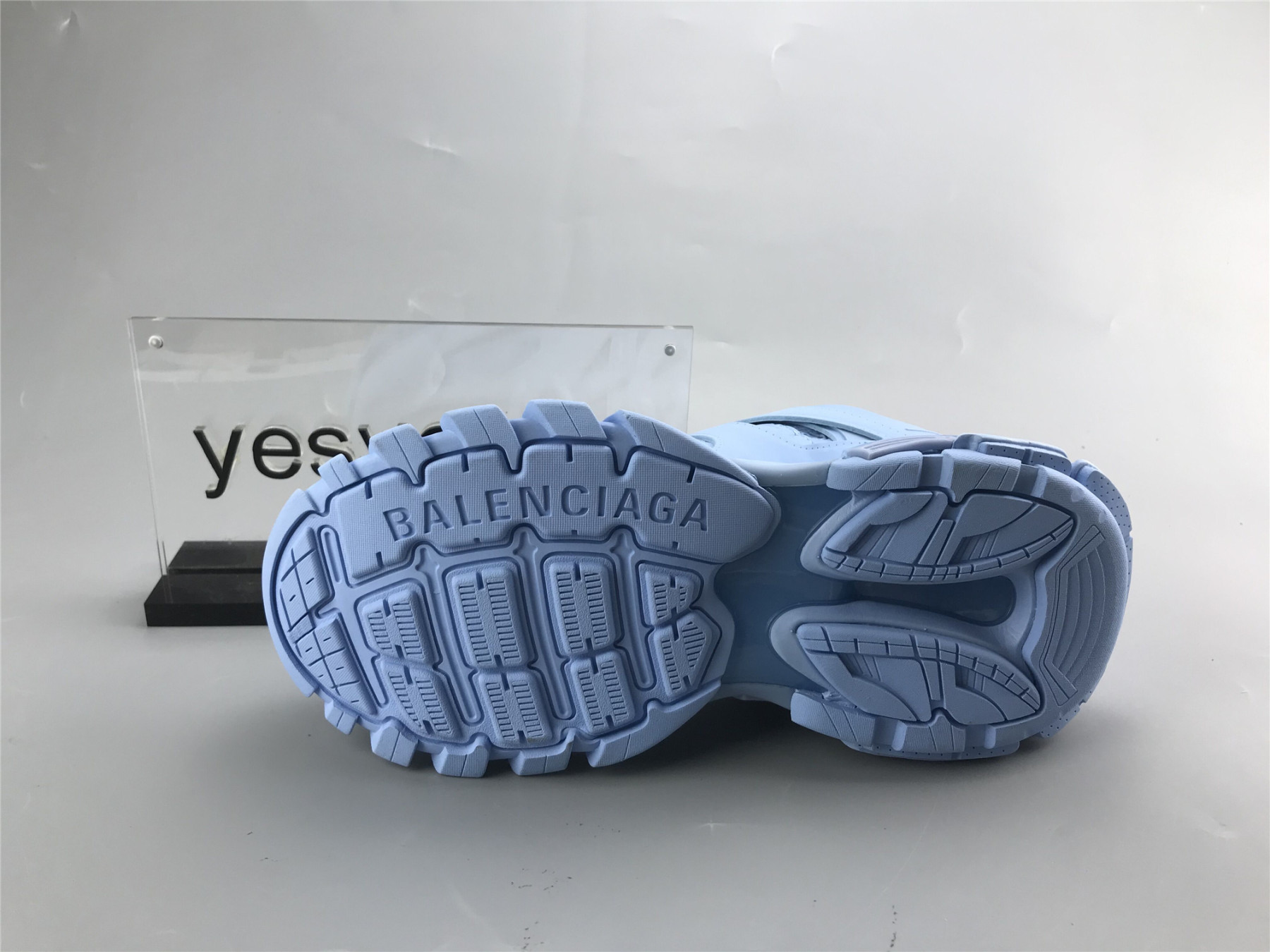 UA TRACK TRAINER LIGHT BLUE