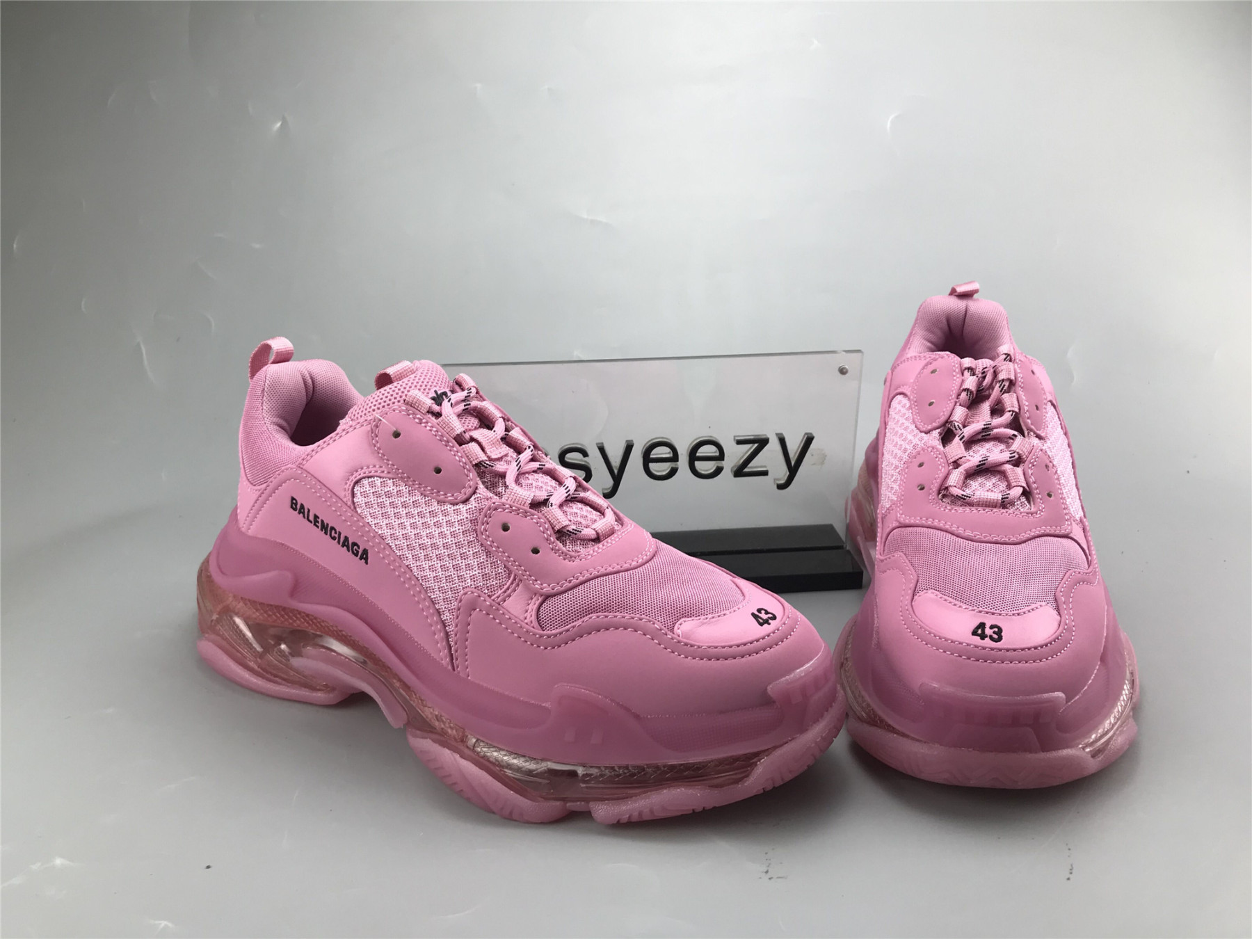UA TRIPLE S CLEAR SOLE SNEAKER PINK