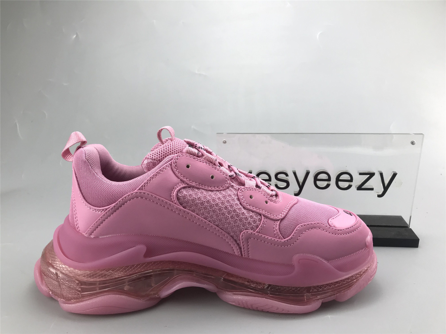 UA TRIPLE S CLEAR SOLE SNEAKER PINK
