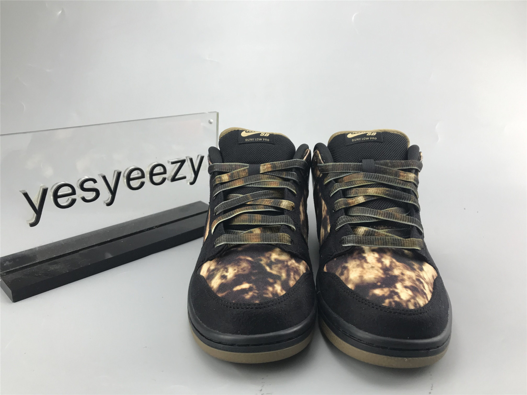 ua nike dunk sb pushead preM1vm 