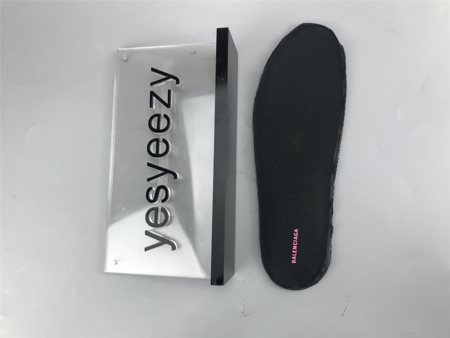 UA TRACK 2 TRAINER BLUE PINK