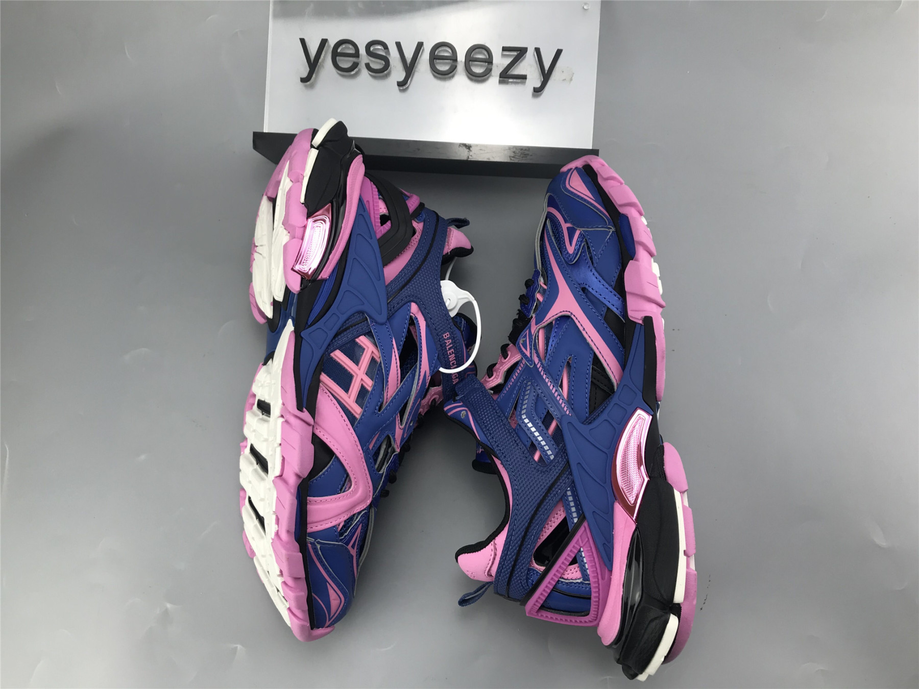 UA TRACK 2 TRAINER BLUE PINK