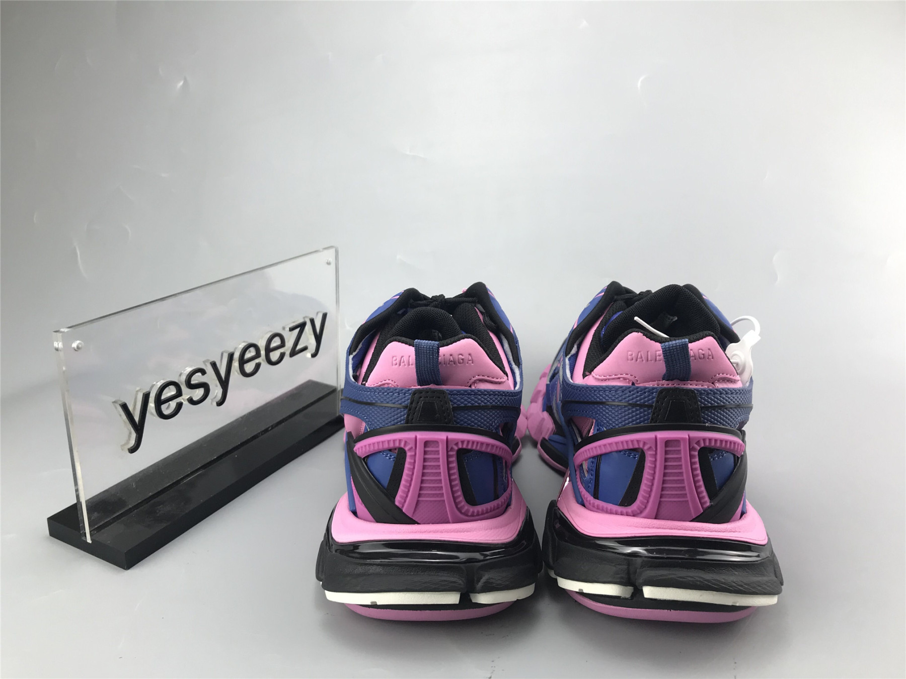 UA TRACK 2 TRAINER BLUE PINK