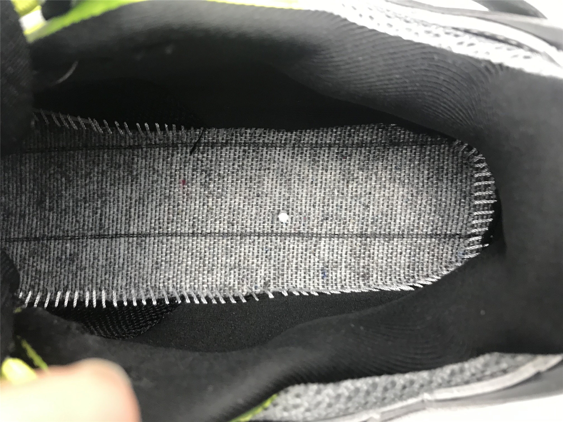 UA TRACK TRAINER SILVER GREEN SNEAKER