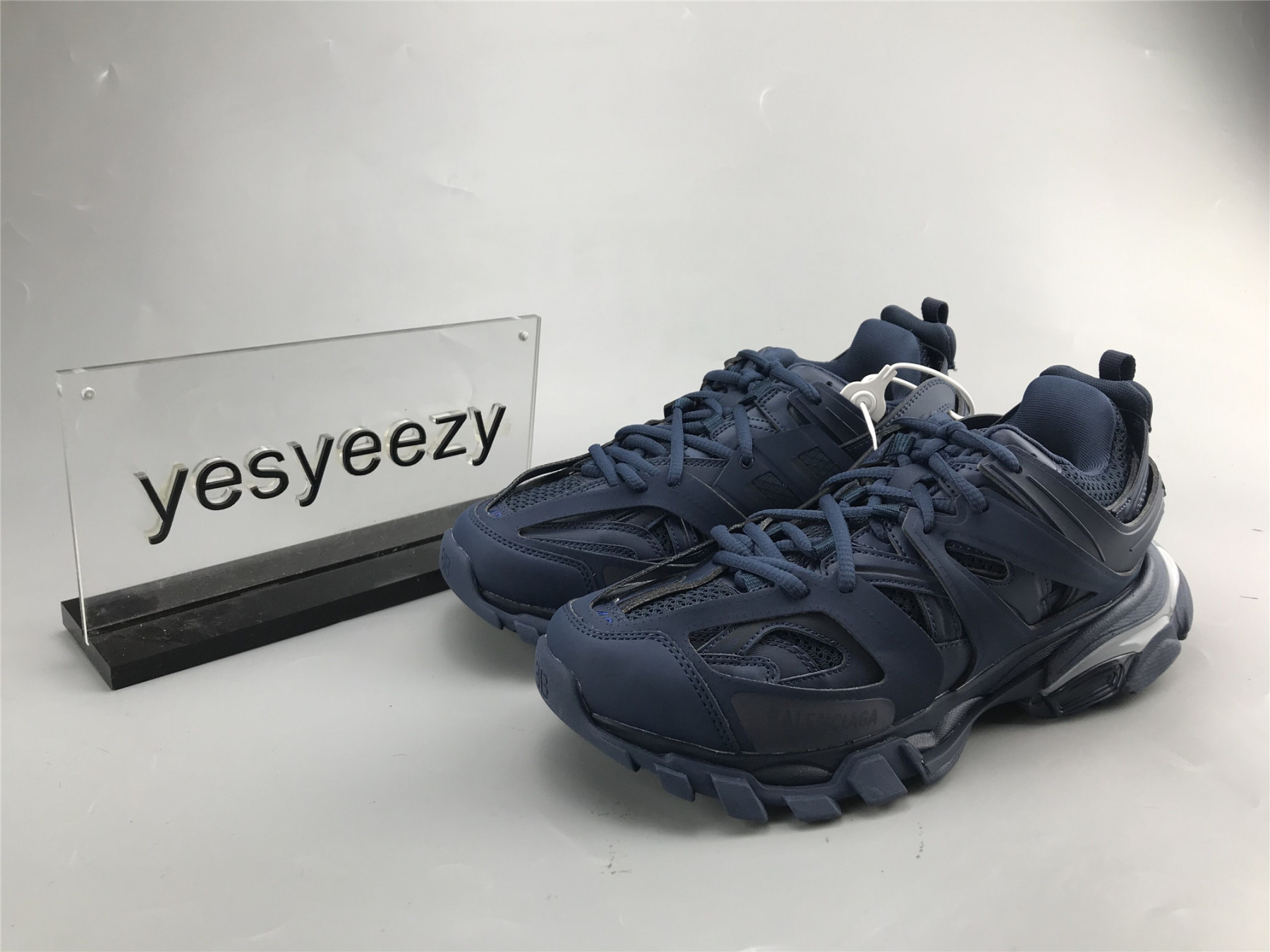 UA TRACK TRAINER DARK NAVY SNEAKER WITH LED LIGHTS