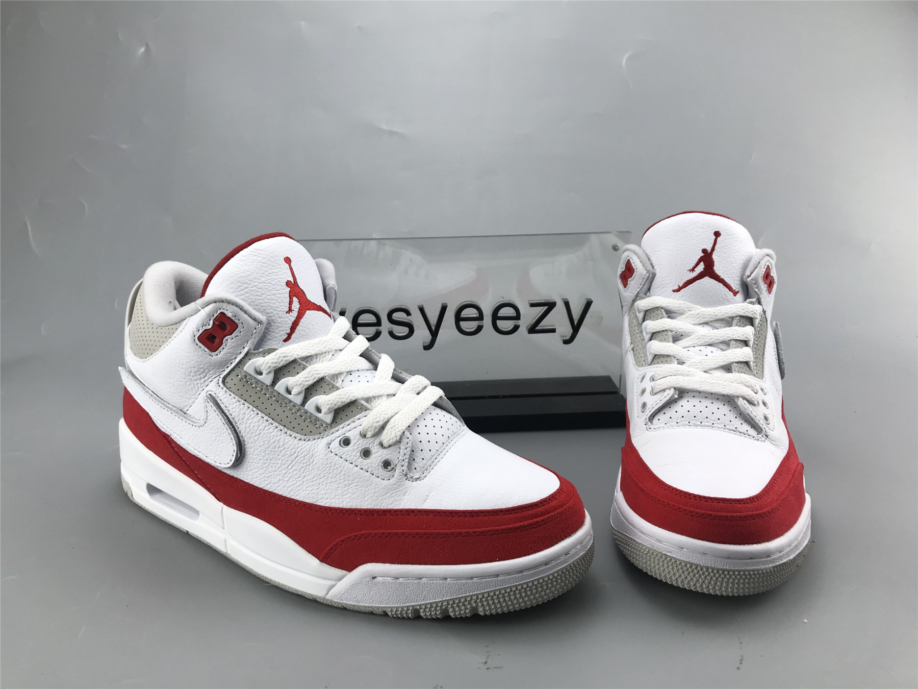 UA AIR JORDAN 3 RETRO TINKER 