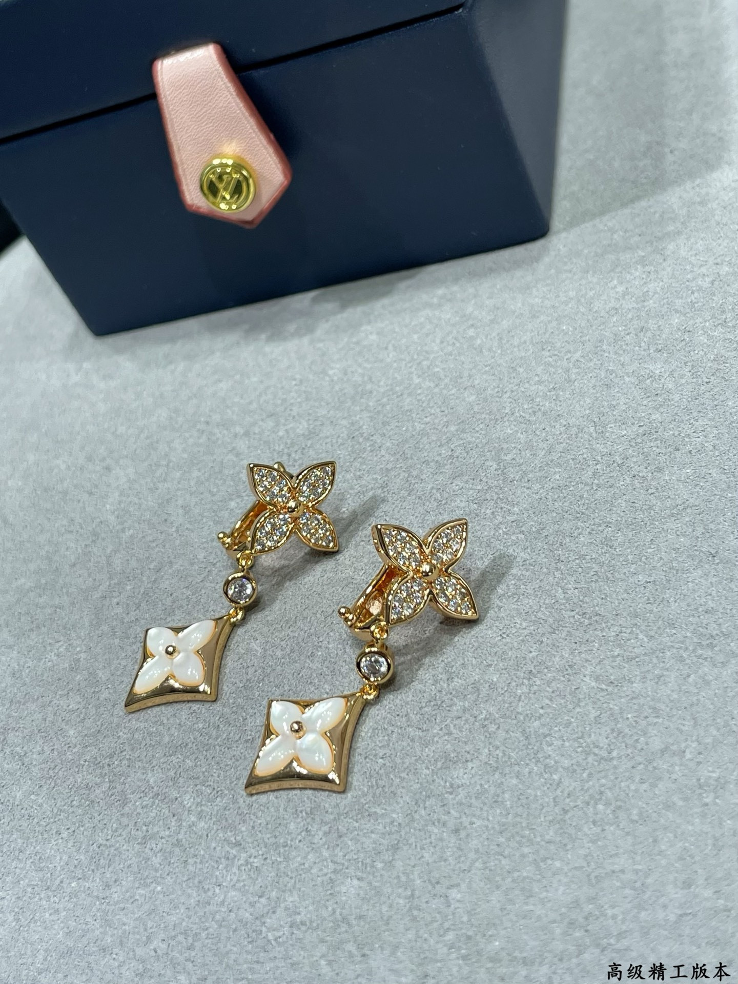 LV Two flower D1am0nd white shell Earrings