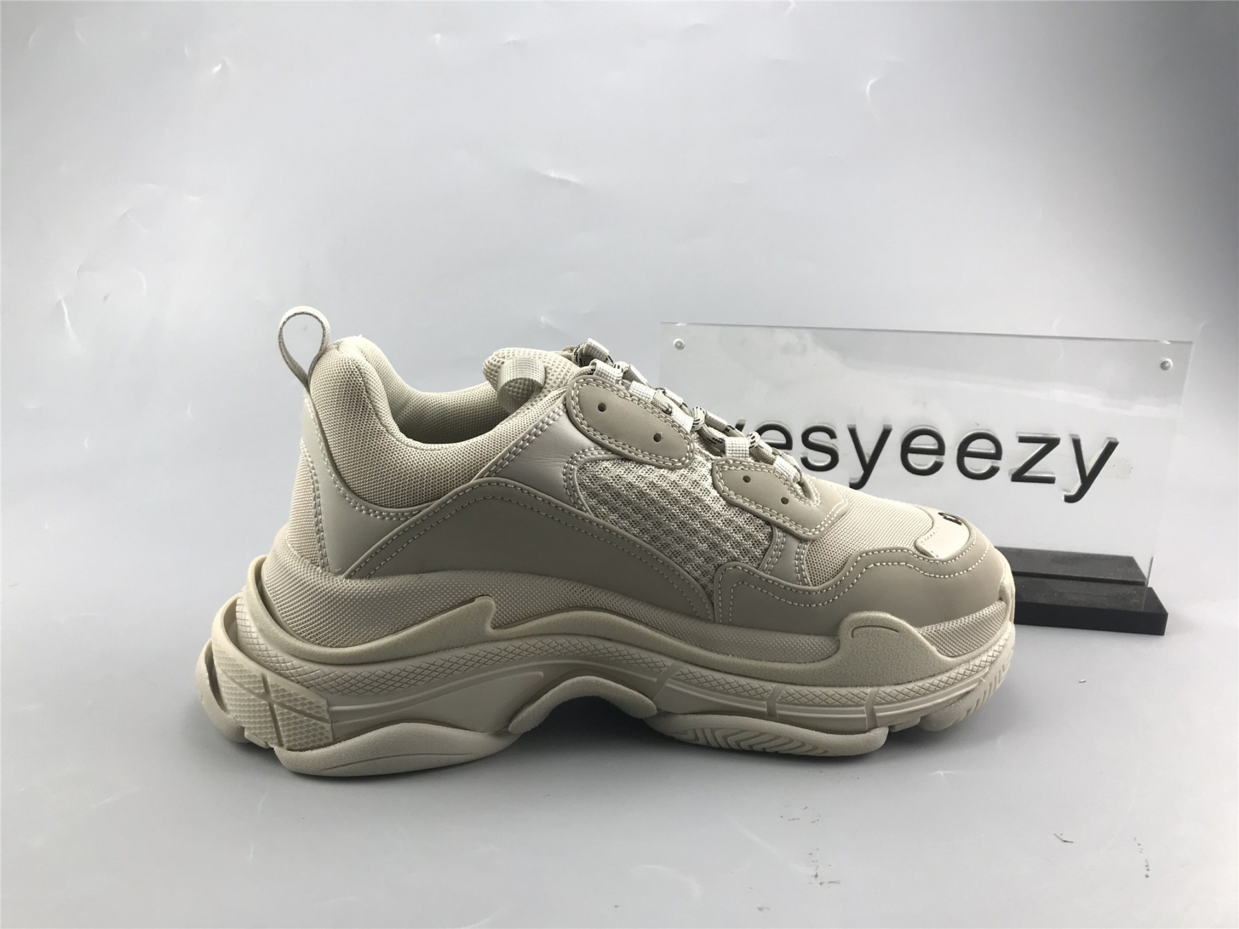 UA TRIPLE S SNEAKER RICE ASH