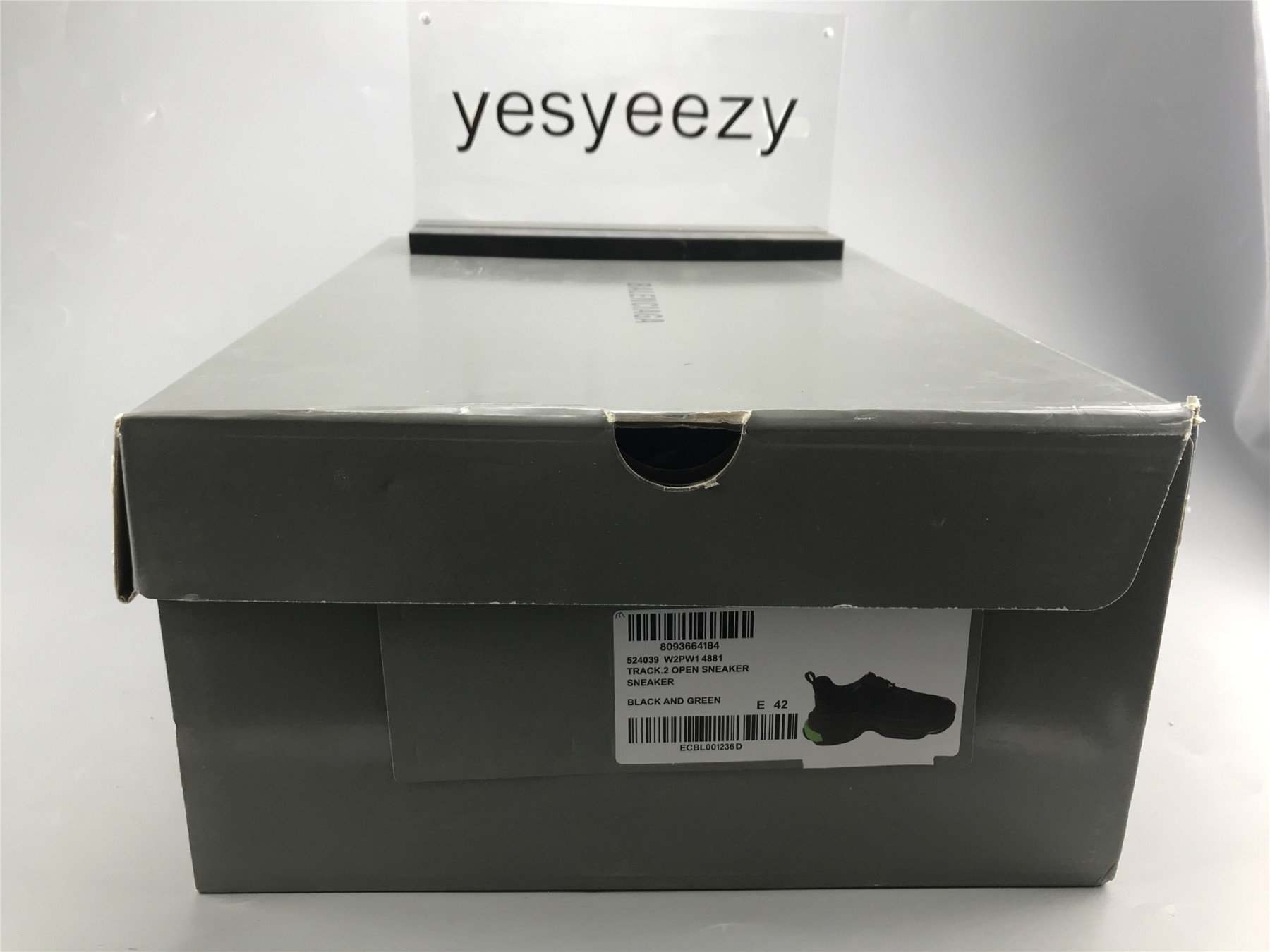 UA TRIPLE S SNEAKER BLACK AND GREEN