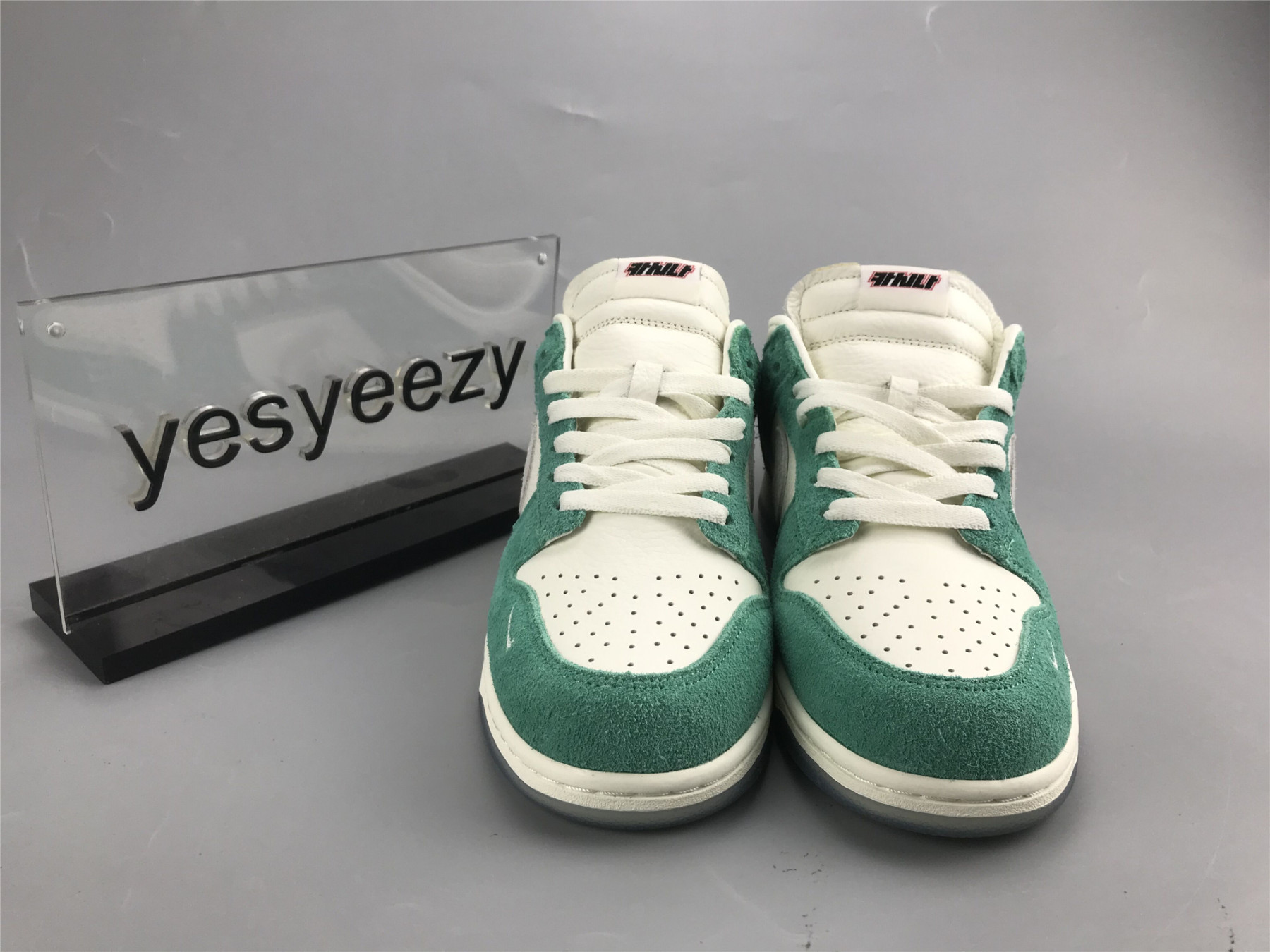 UA NIKE KASINA X DUNK LOW