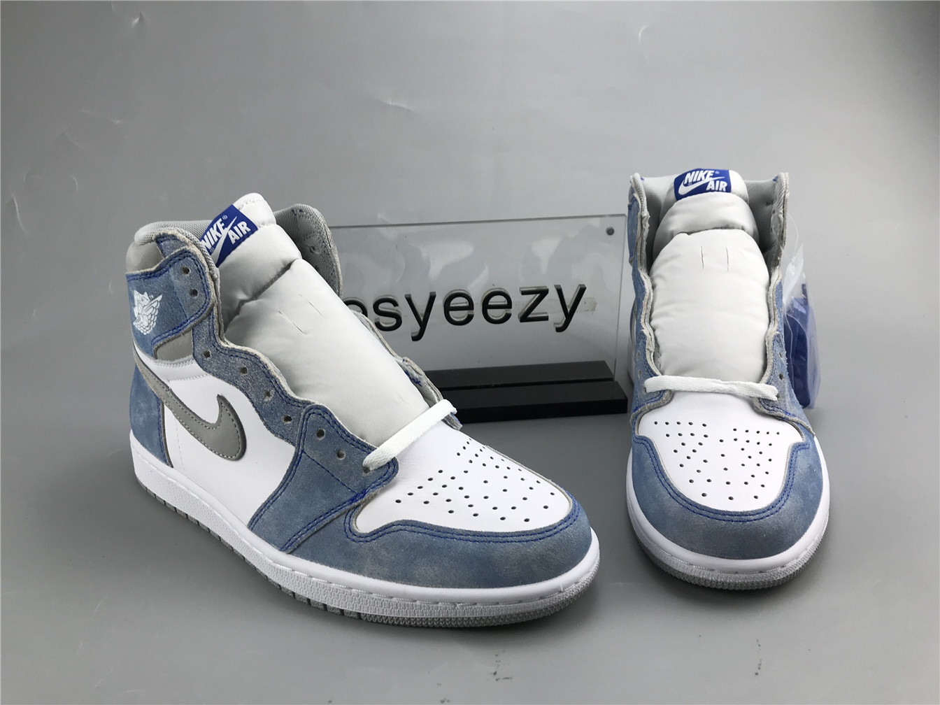 UA AIR JORDAN 1 RETRO HIGH OG 
