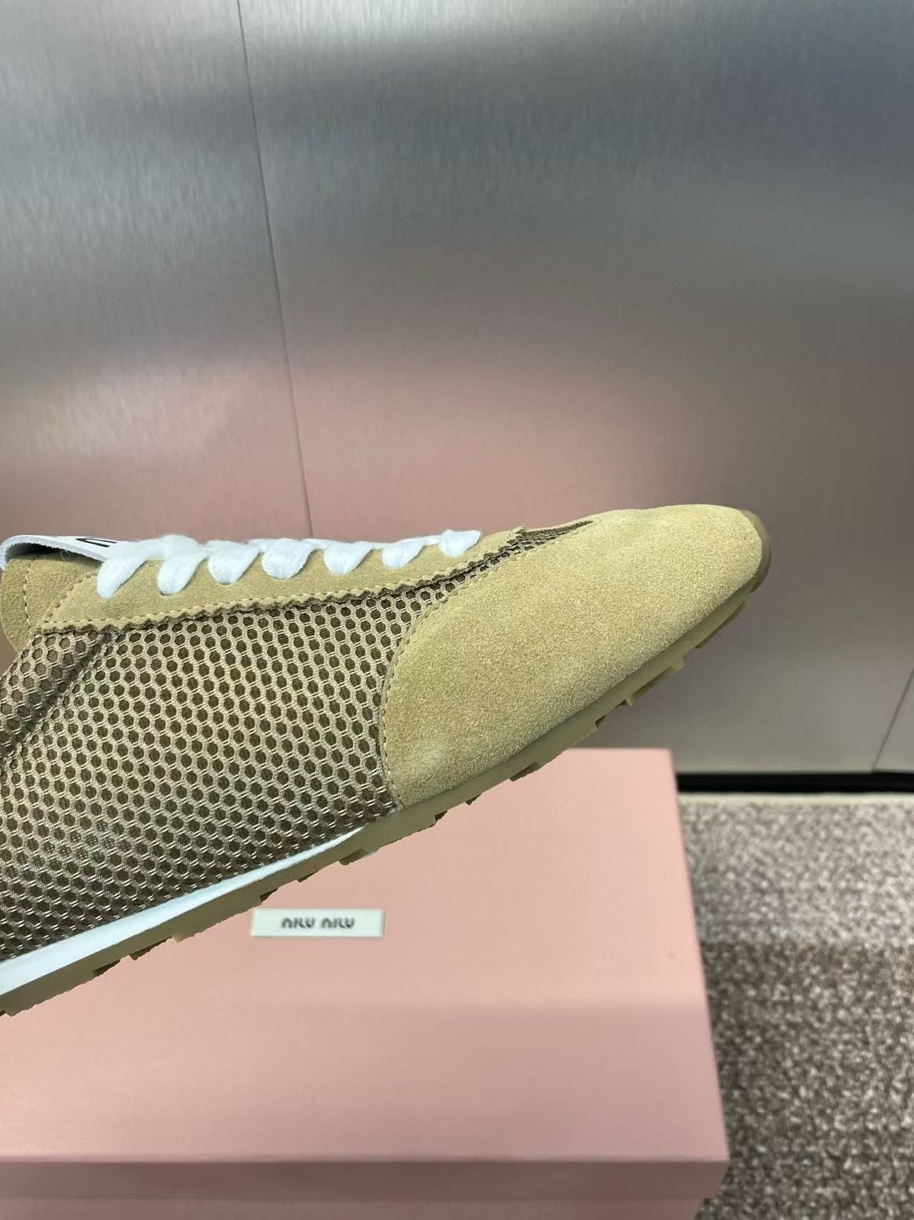 ua M1v M1v plume mesh and suede sneakers