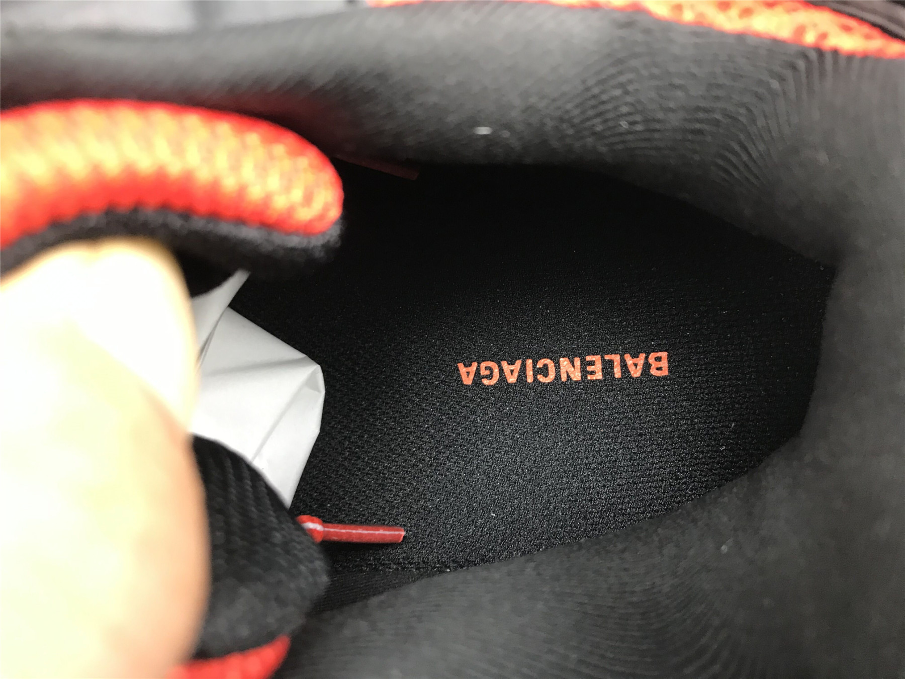UA TRACK TRAINER DARK ORANGE BLACK SNEAKER