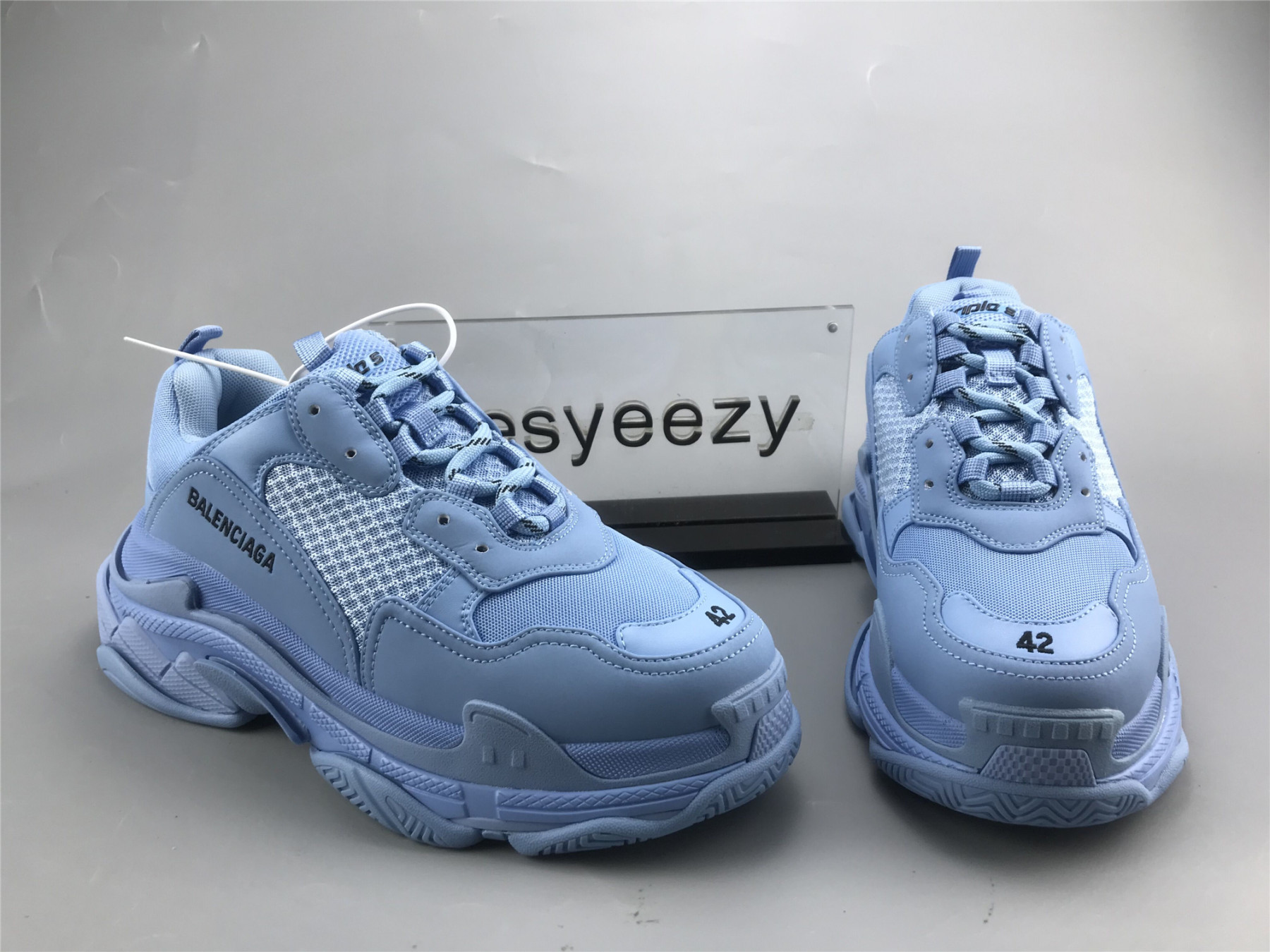 UA TRIPLE S SNEAKER LIGHT BLUE