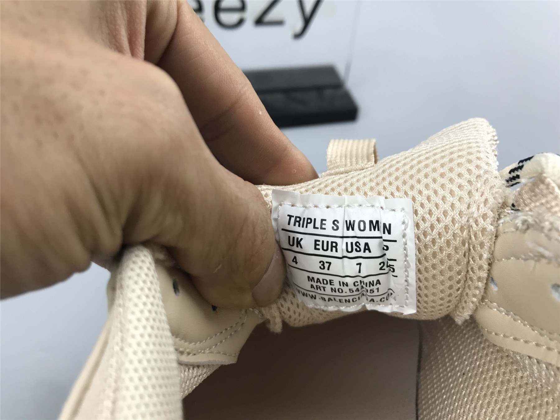 UA TRIPLE S CLEAR SOLE SNEAKER NUDE