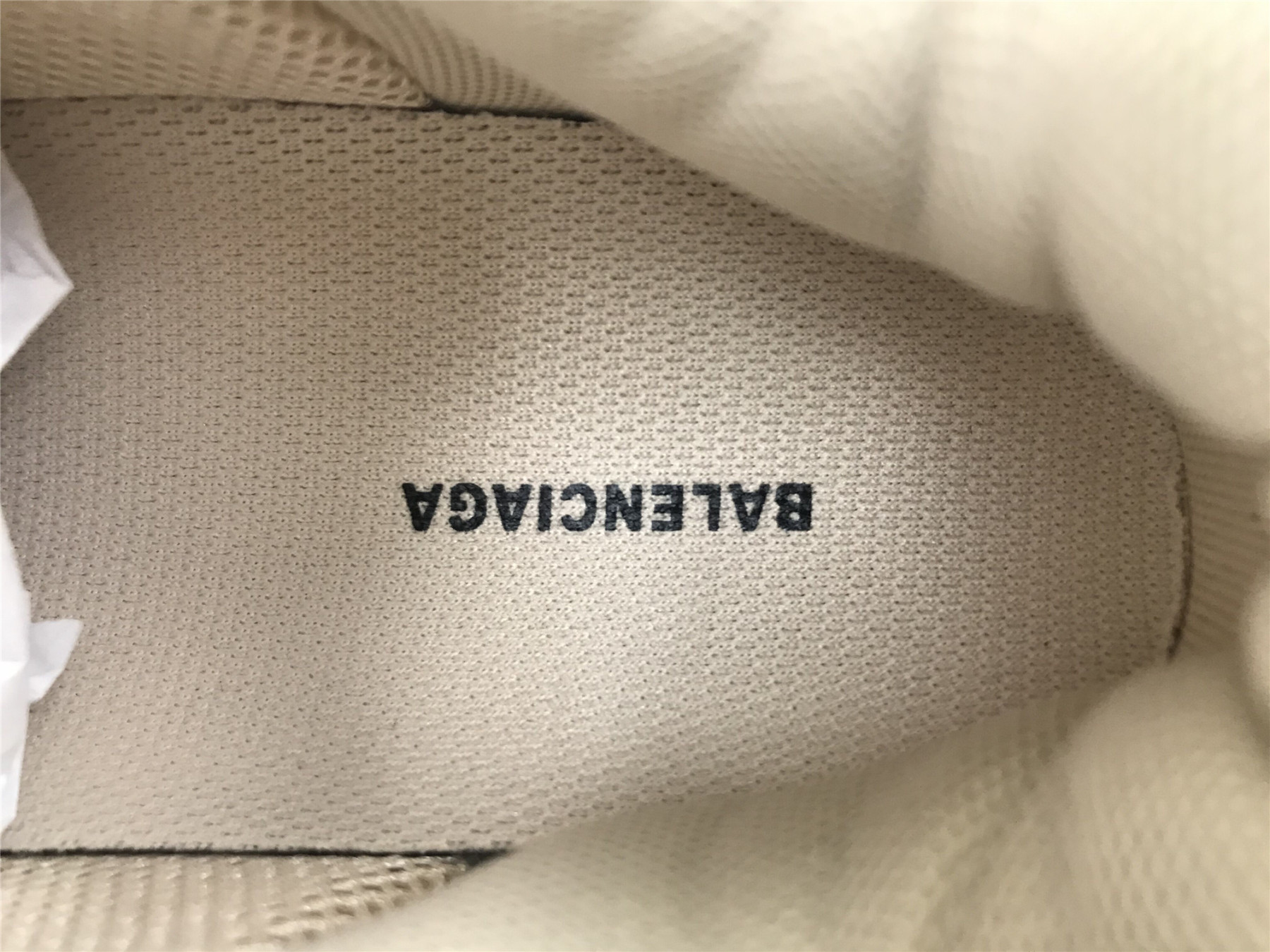 UA TRIPLE S CLEAR SOLE SNEAKER NUDE
