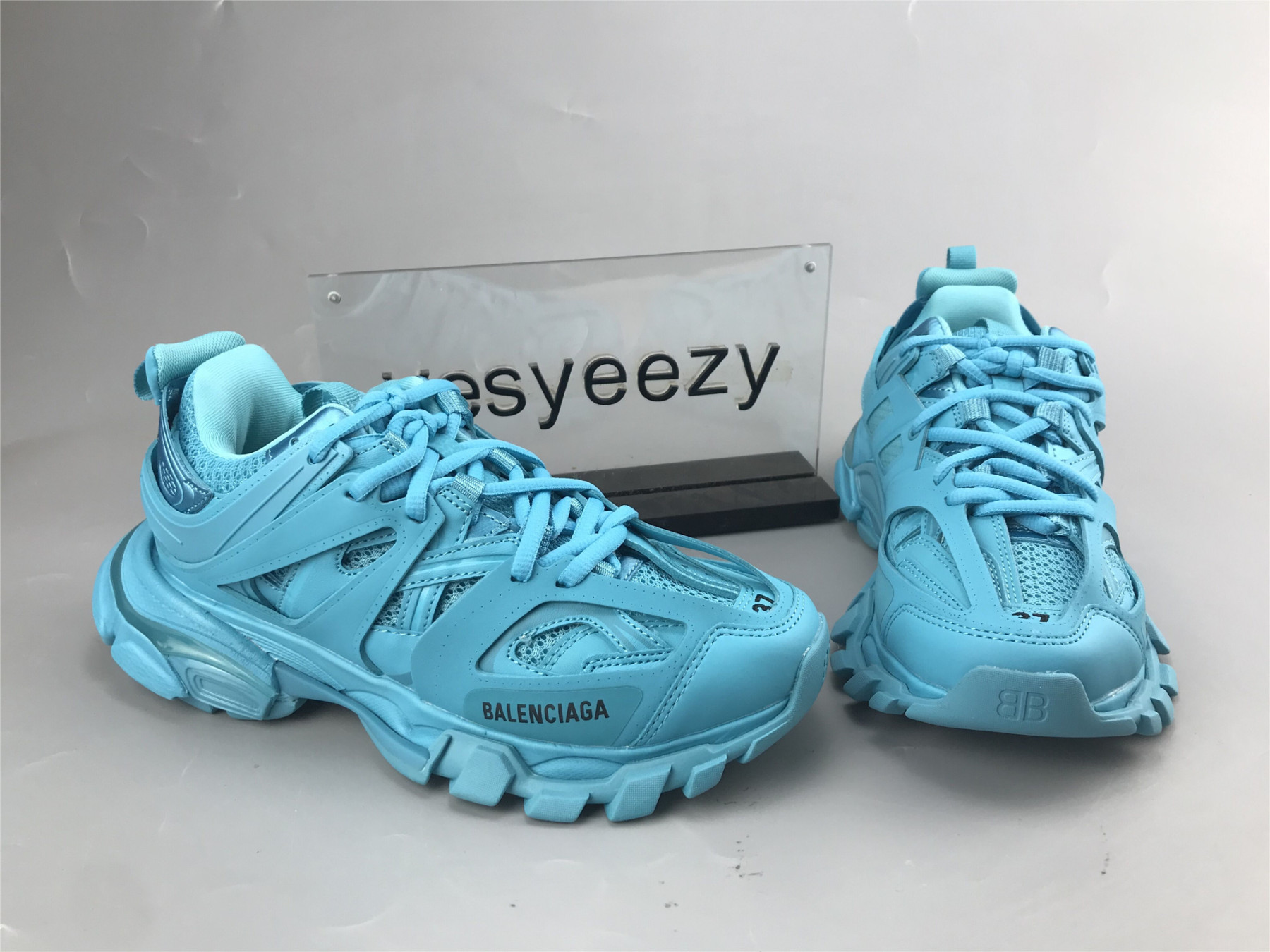 UA TRACK TRAINER FULL TURQUOISE SNEAKER