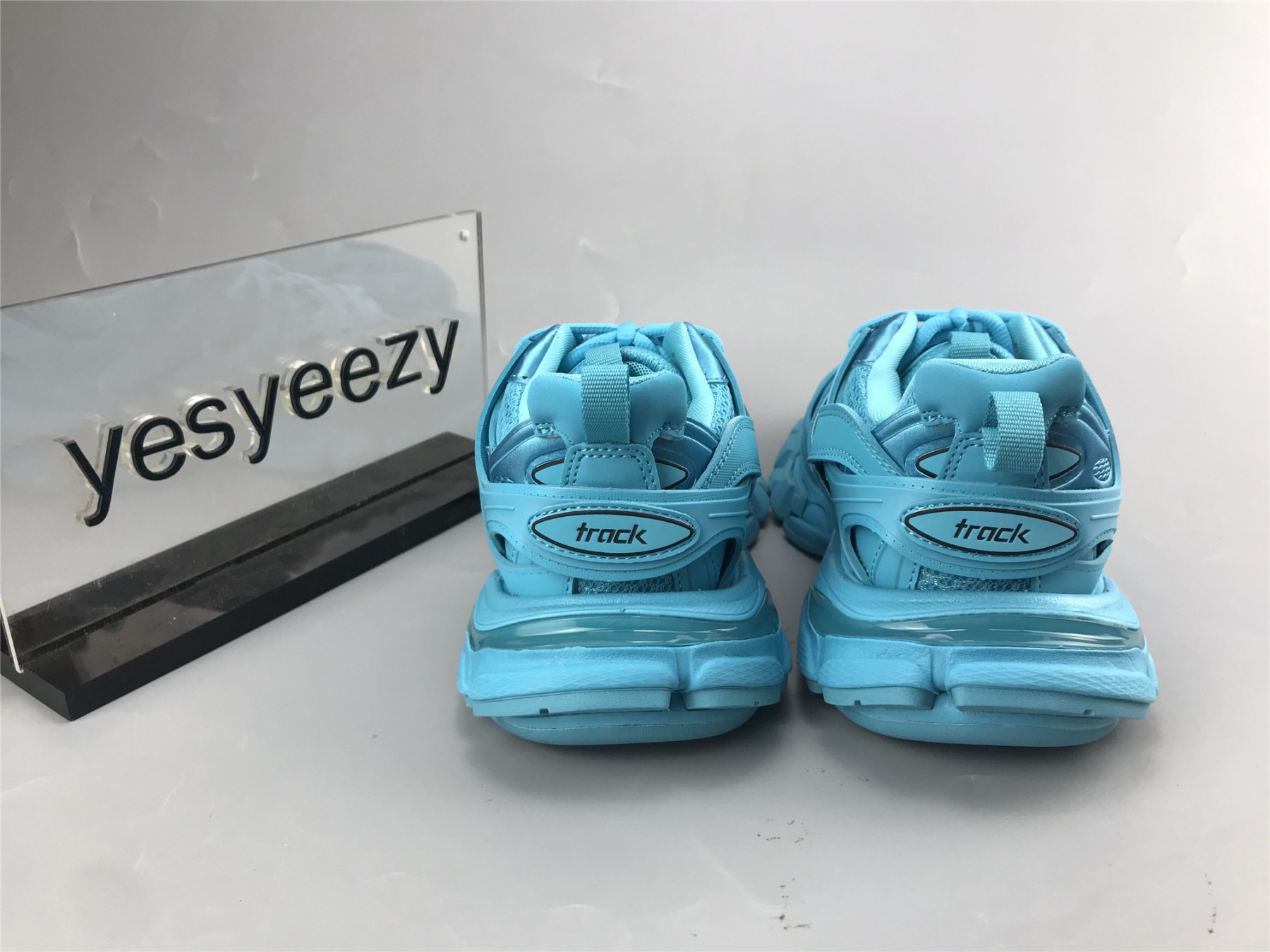 UA TRACK TRAINER FULL TURQUOISE SNEAKER