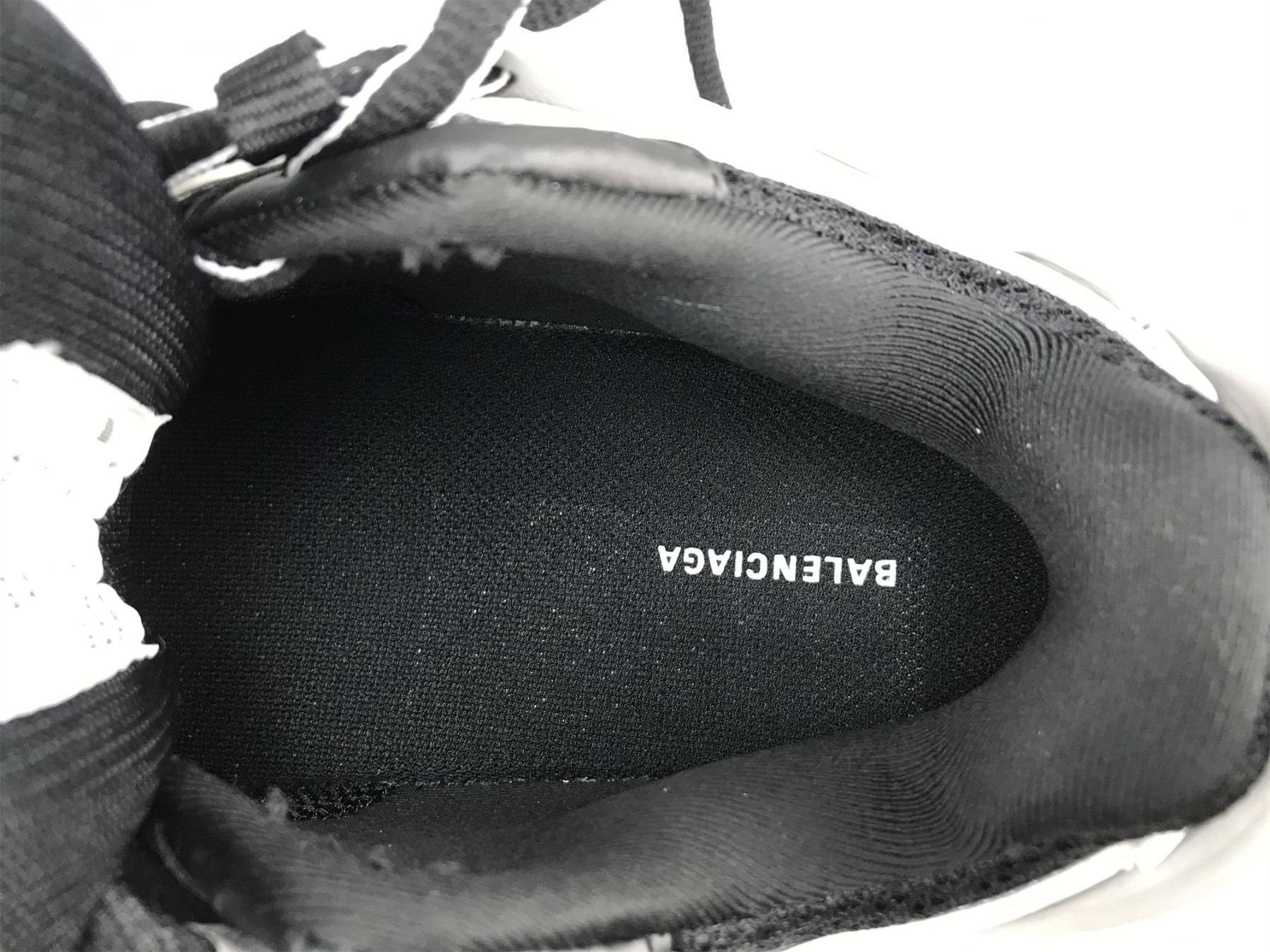 UA TRACK SNEAKER WHITE BLACK